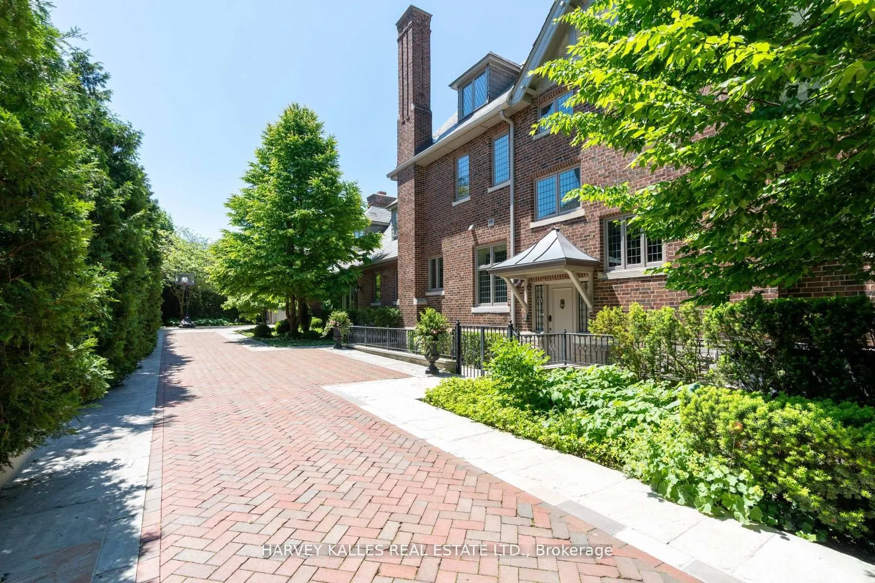 Photo 32 of 175 Teddington Park Avenue, Toronto, Lawrence Park North — HOMEH
