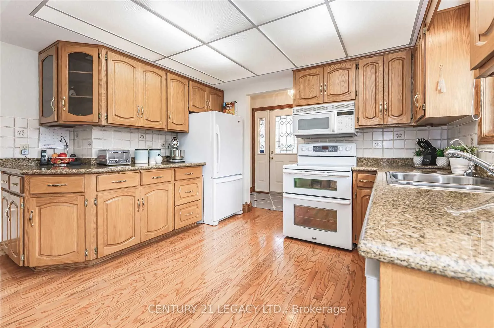 Photo 4 of Unit (Upper), 2067 Old Mill Road, Kitchener, Lower Doon — HOMEH