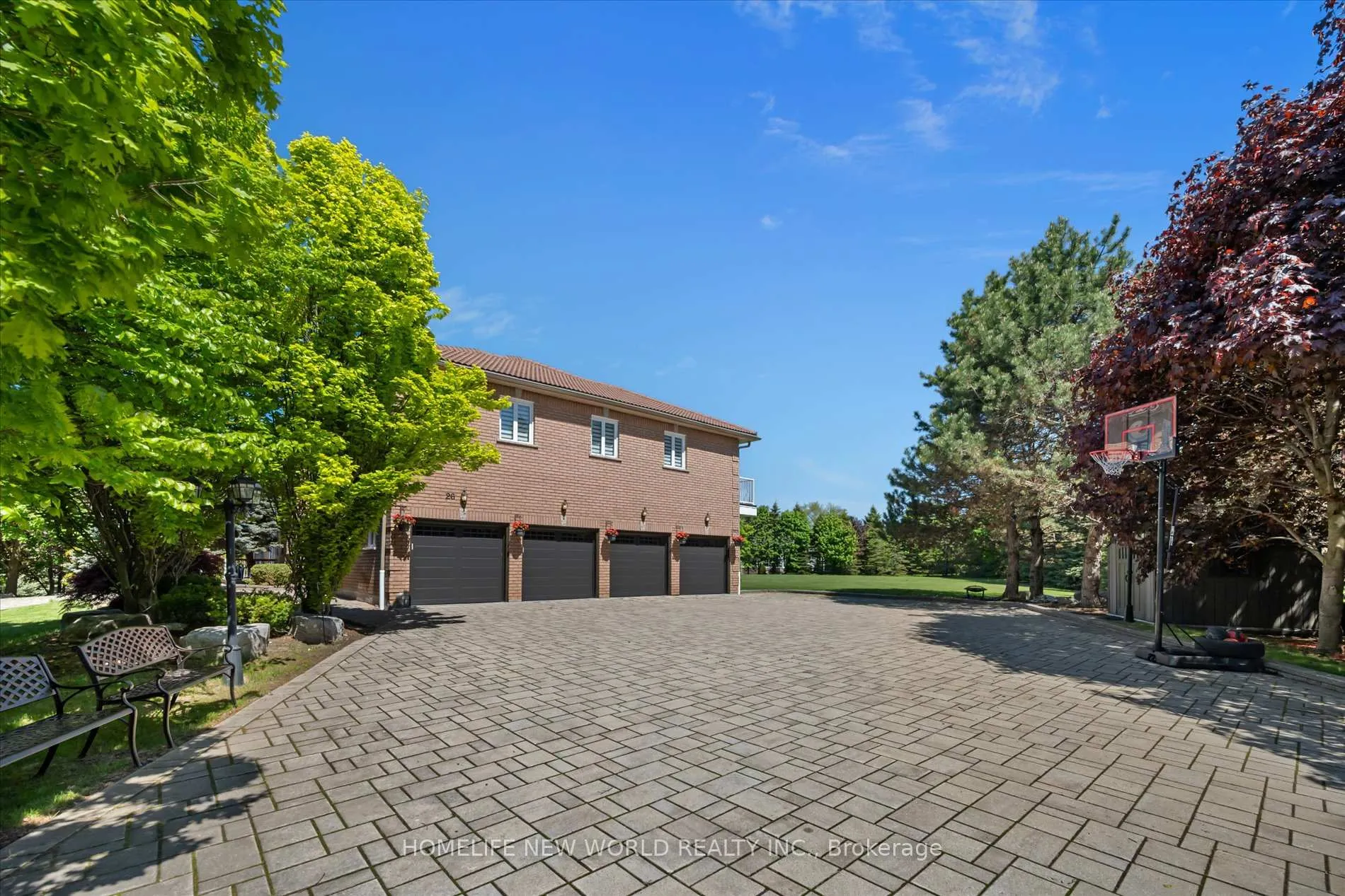 Photo 6 of 26 Offord Crescent, Aurora, Bayview Southeast — HOMEH