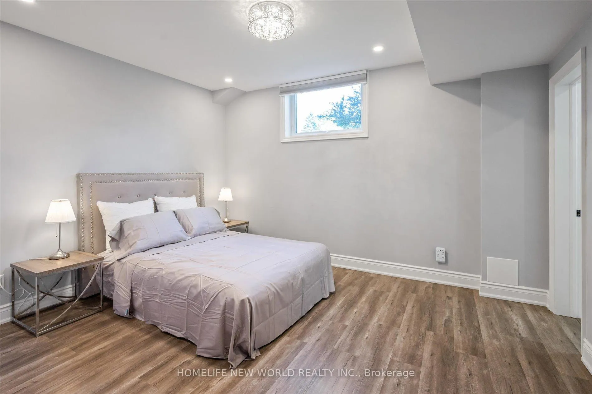 Photo 34 of 26 Offord Crescent, Aurora, Bayview Southeast — HOMEH