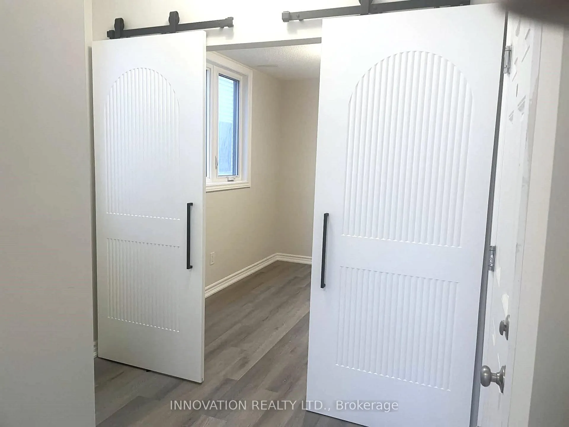 Photo 6 of 16 Caspian Row, Ottawa, Kanata - Emerald Meadows/Trailwest — HOMEH