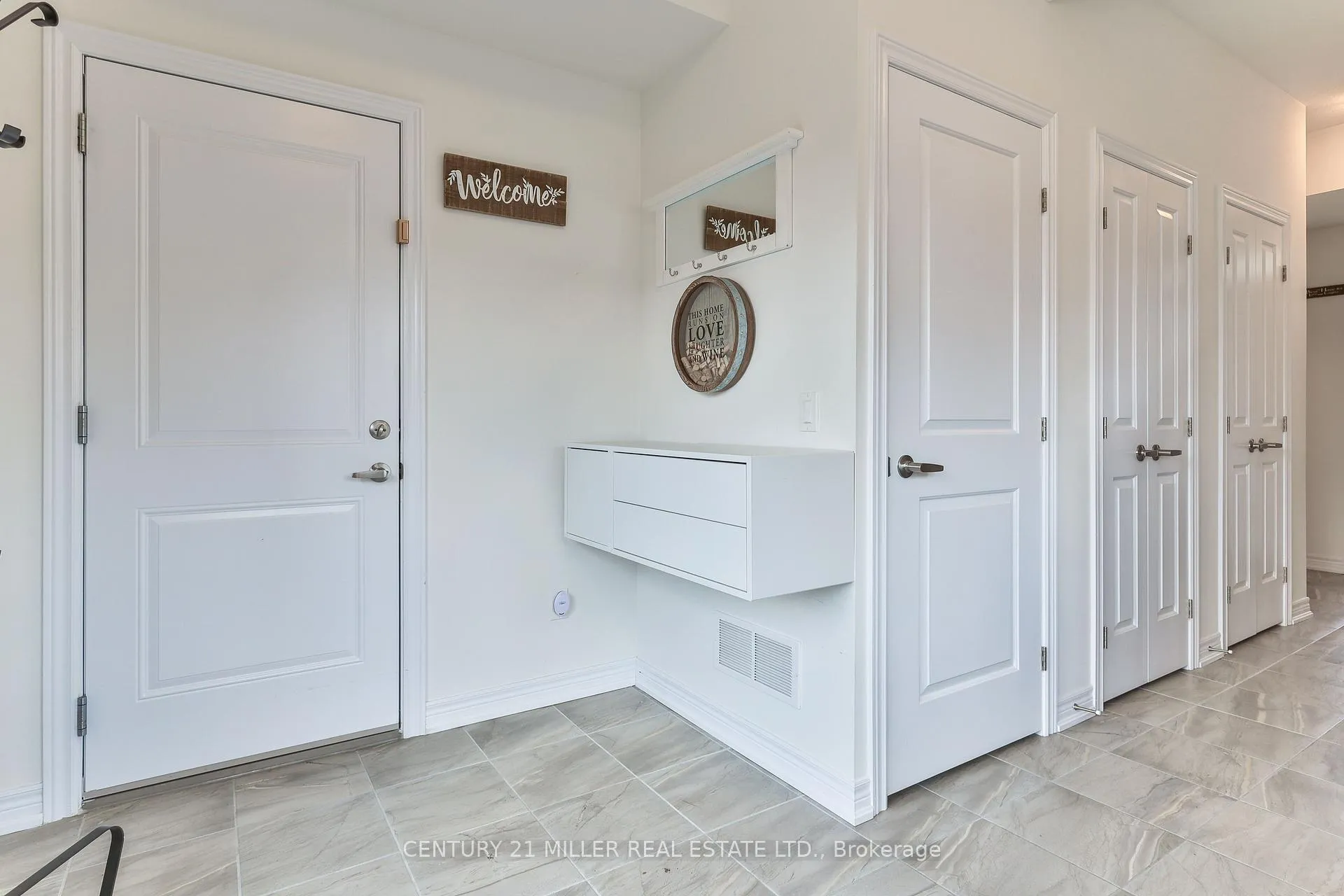 Photo 8 of Unit 172, 77 Diana Avenue, Brantford — HOMEH