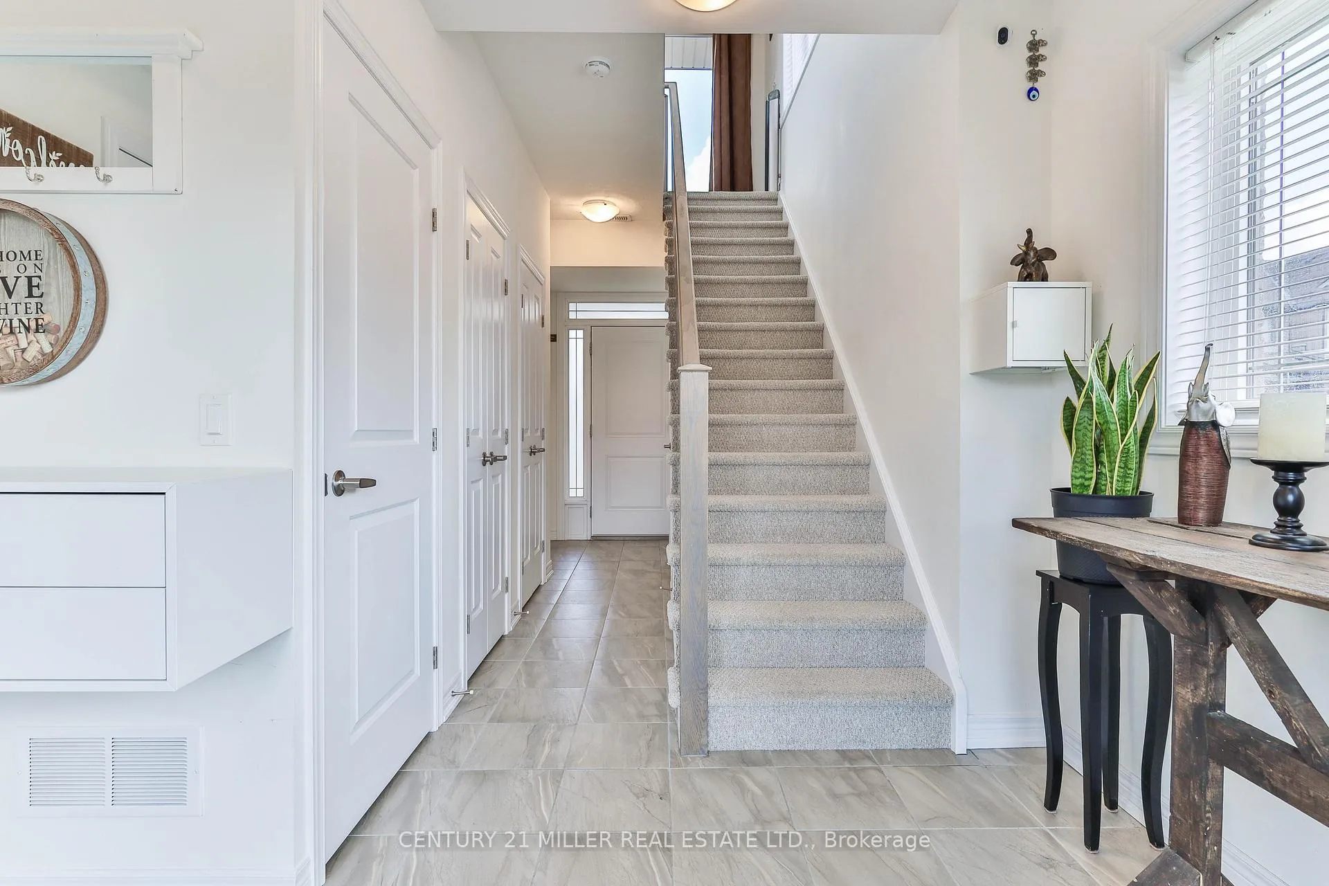 Photo 9 of Unit 172, 77 Diana Avenue, Brantford — HOMEH