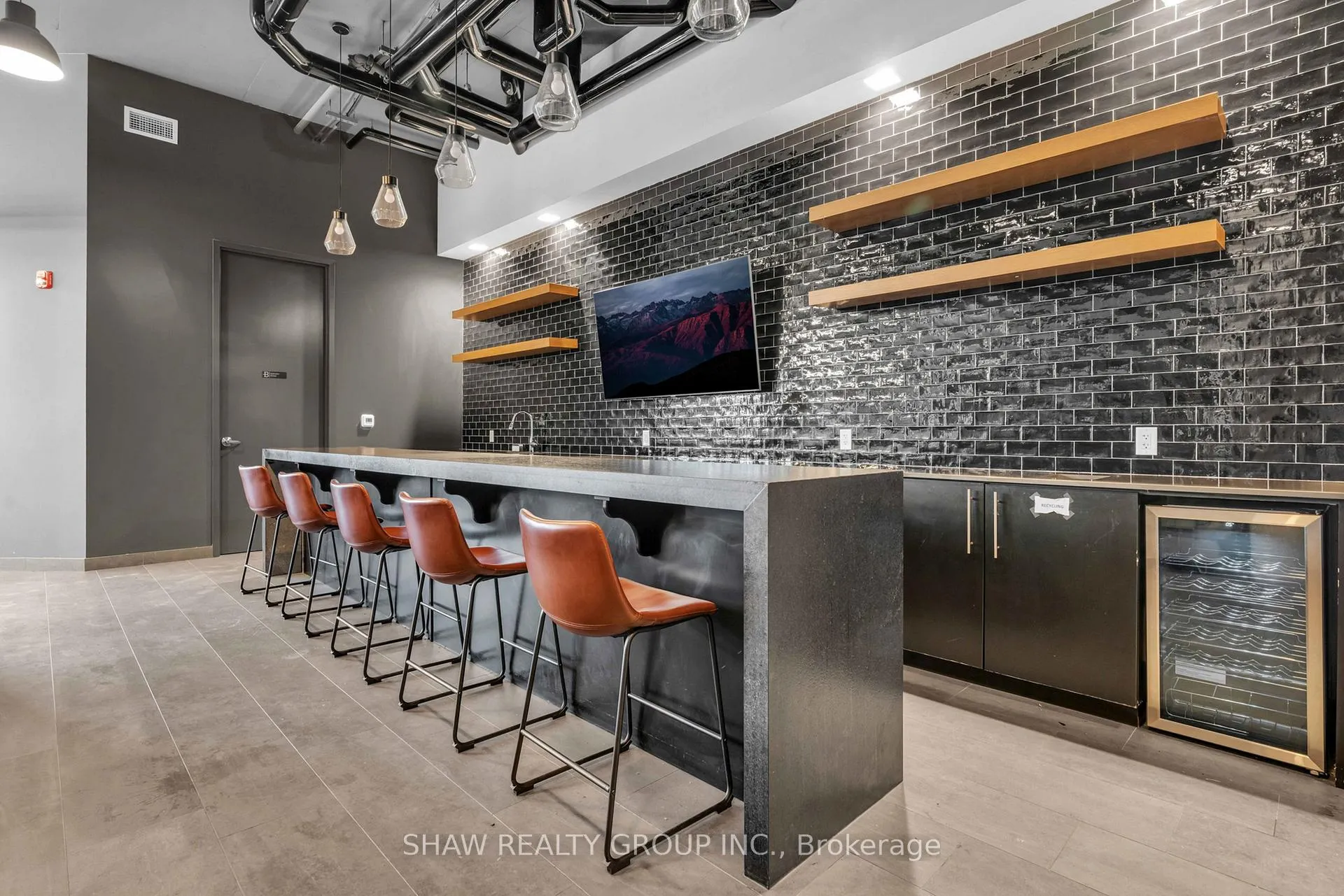 Photo 37 of Unit 601, 247 Northfield Drive, Waterloo — HOMEH