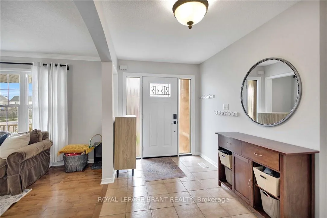 Photo 5 of 85 Hunter Way, Brantford — HOMEH