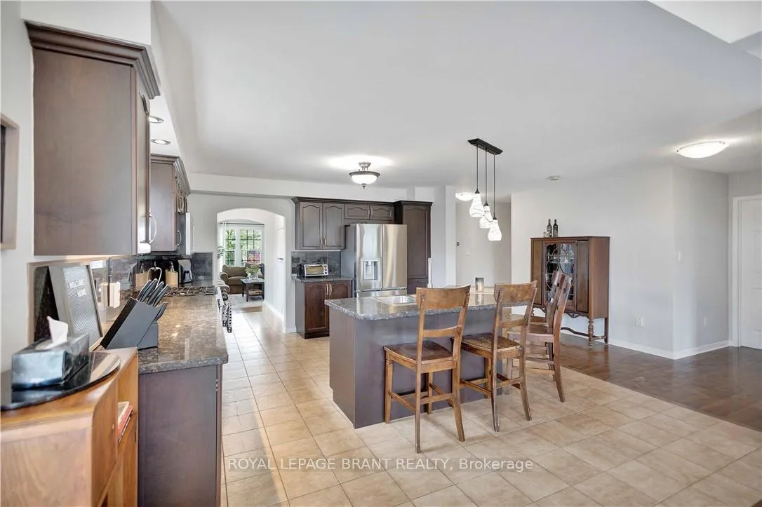 Photo 11 of 85 Hunter Way, Brantford — HOMEH