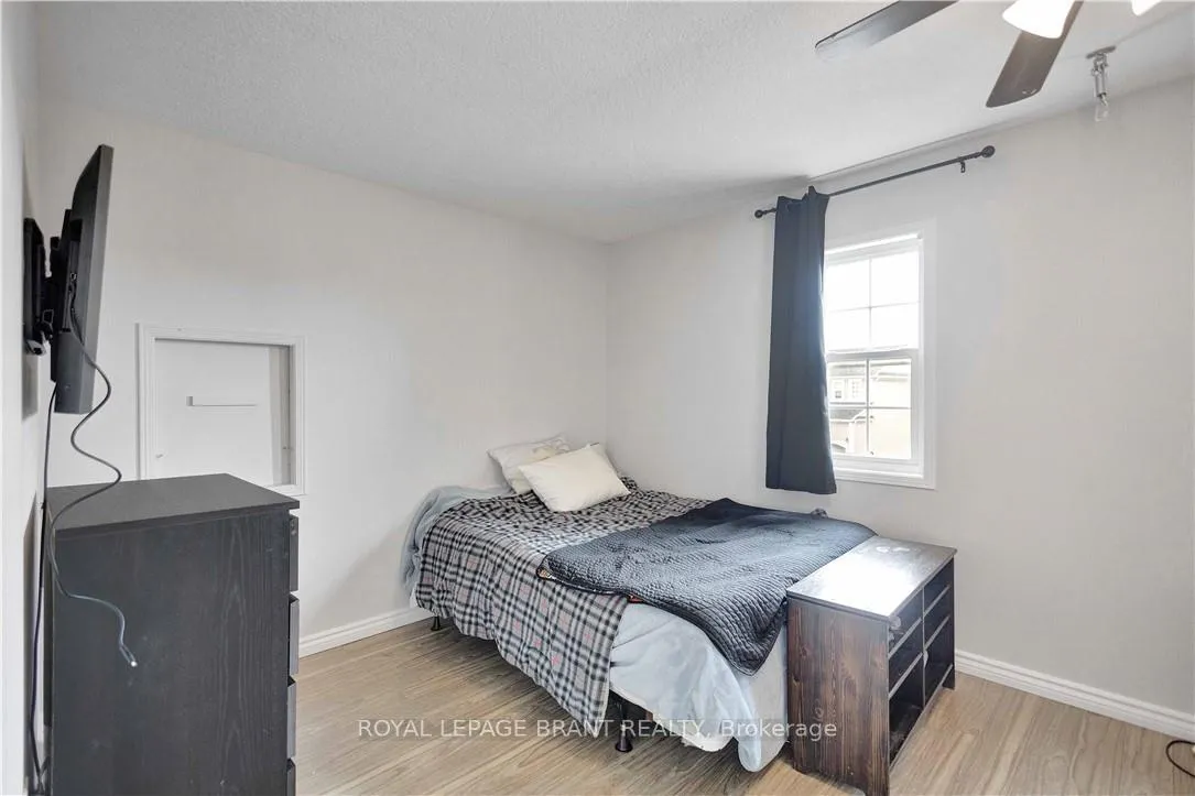 Photo 36 of 85 Hunter Way, Brantford — HOMEH