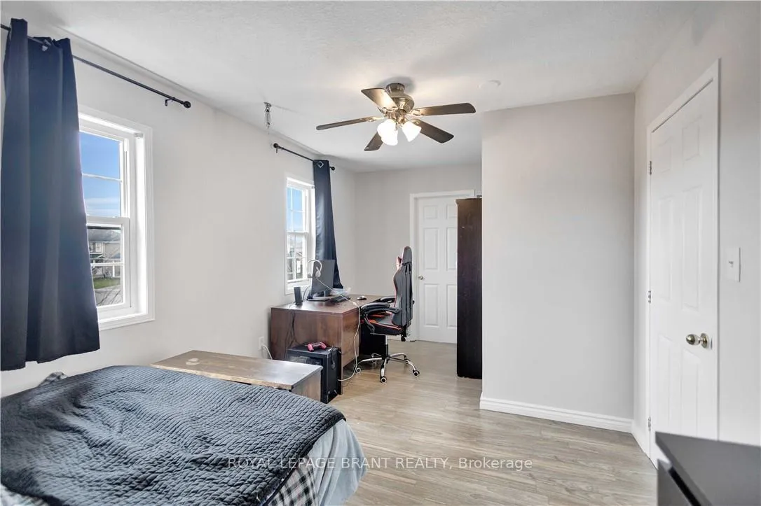 Photo 37 of 85 Hunter Way, Brantford — HOMEH