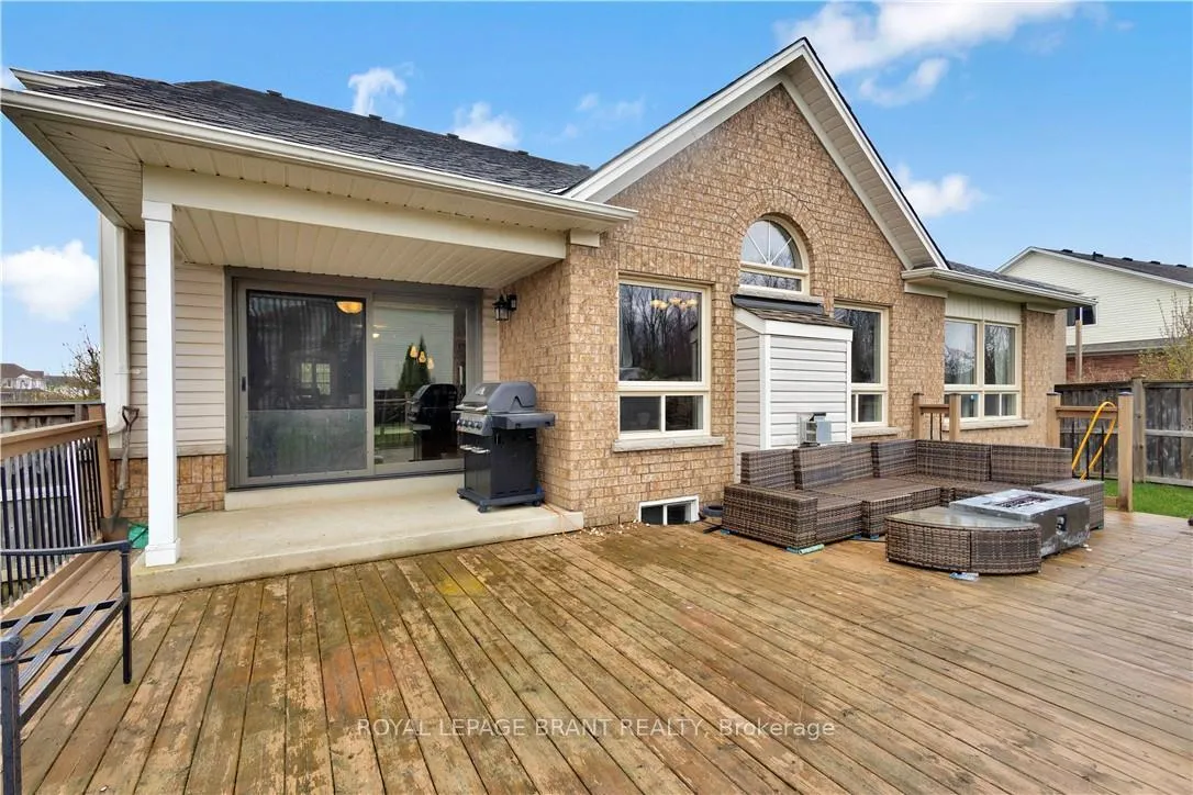Photo 42 of 85 Hunter Way, Brantford — HOMEH