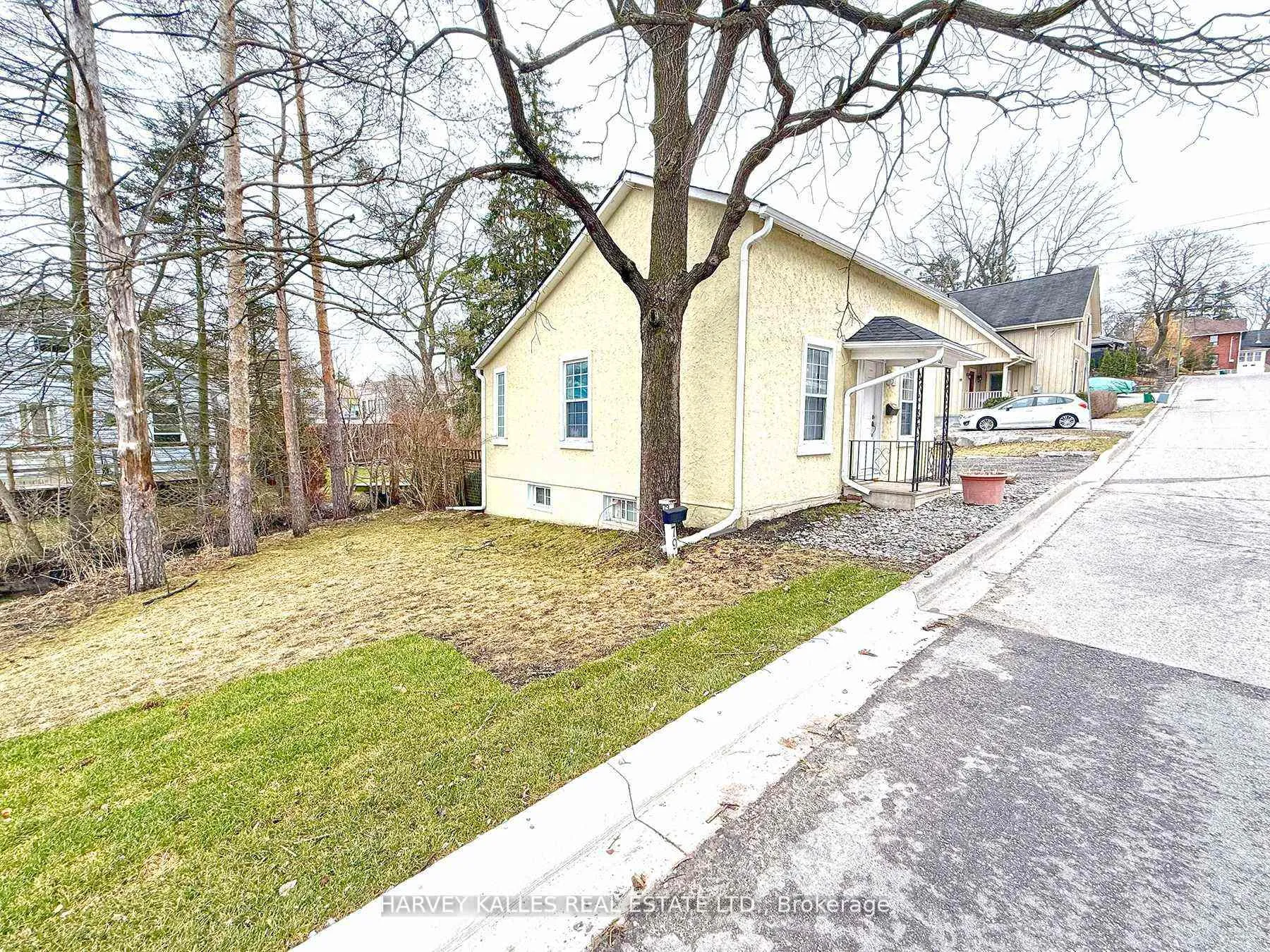 Photo 4 of 83 Temperance Street, Aurora, Aurora Village — HOMEH