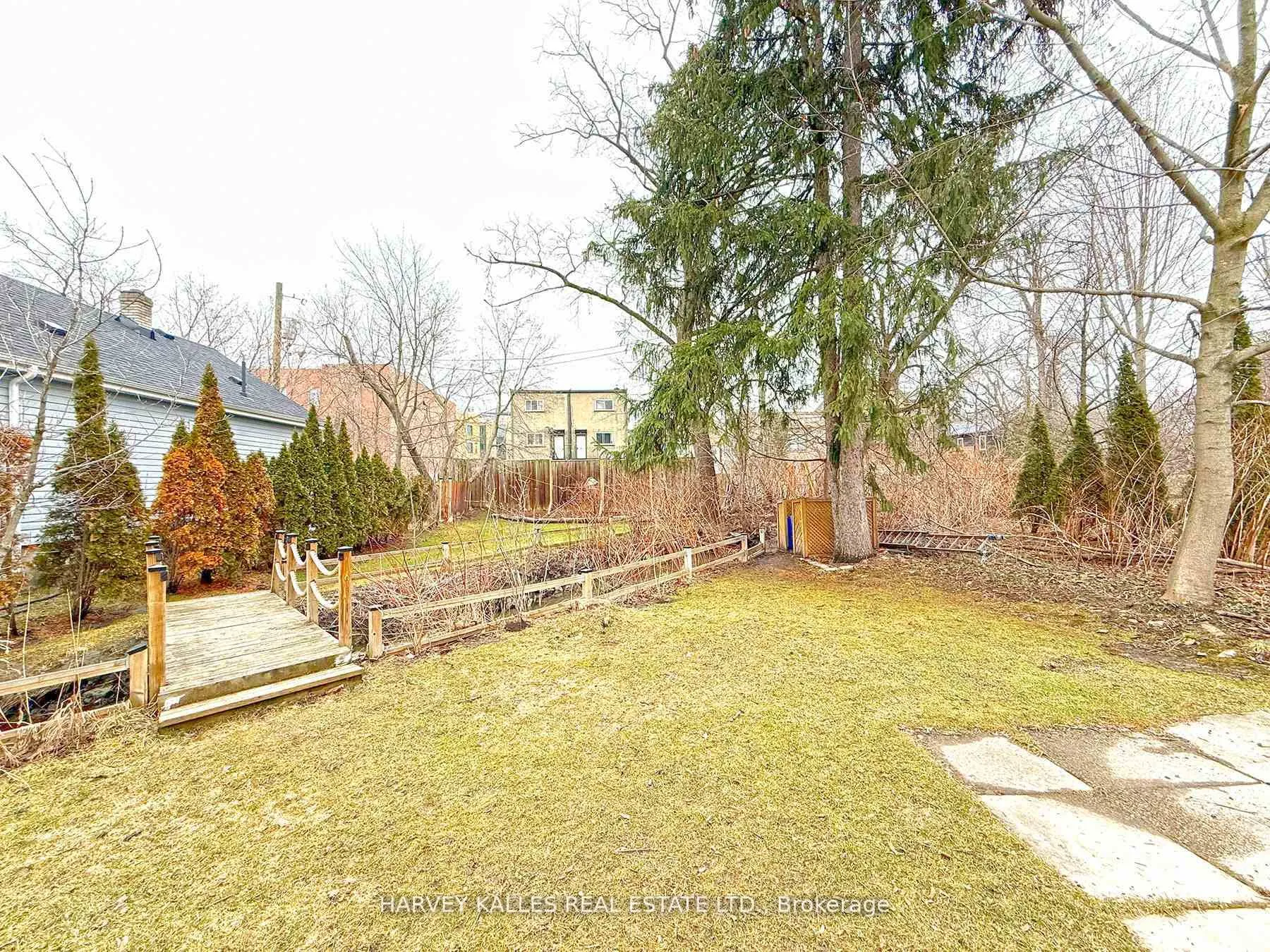 Photo 9 of 83 Temperance Street, Aurora, Aurora Village — HOMEH