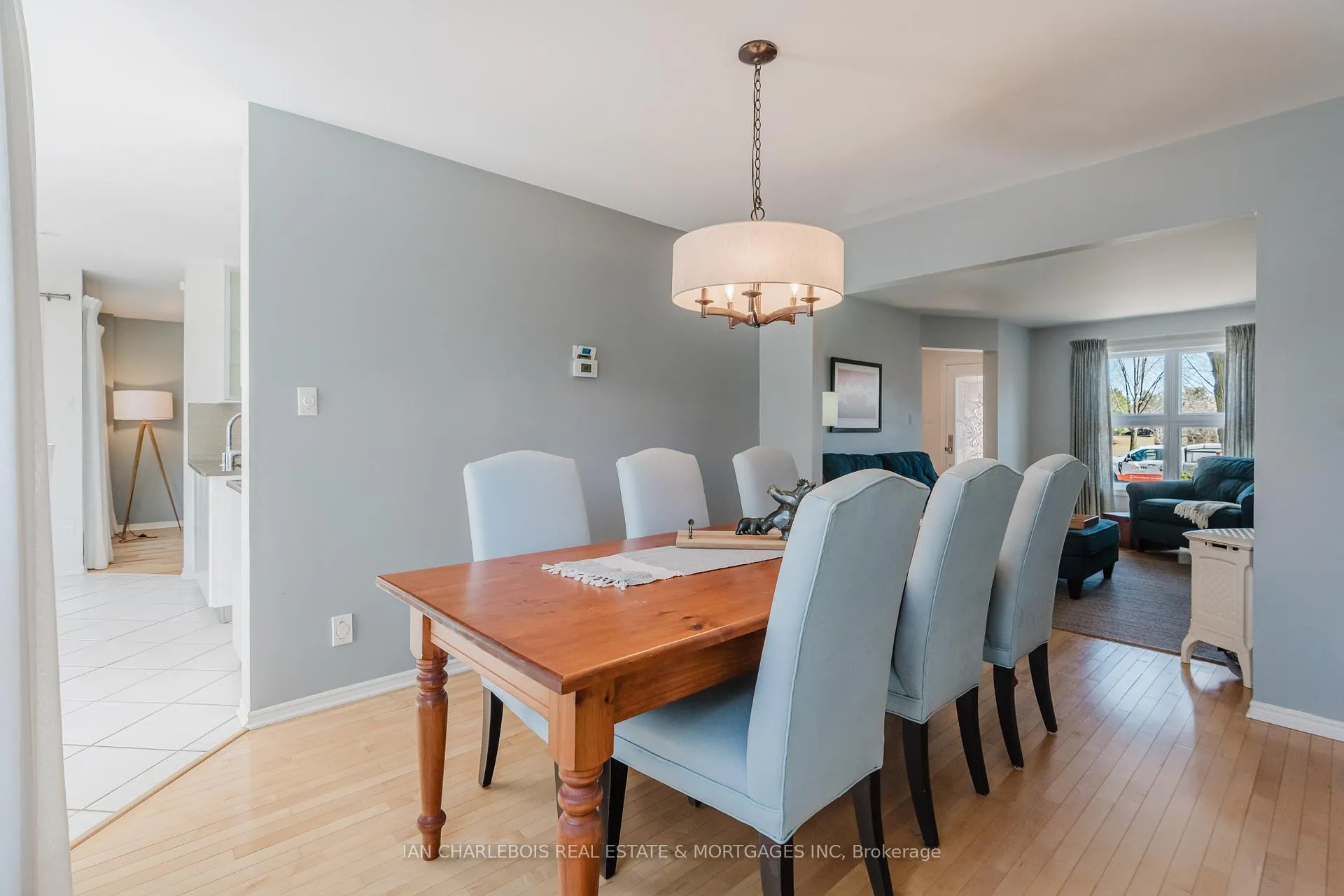 Photo 14 of 583 Apollo Way, Ottawa, Fallingbrook/Pineridge — HOMEH