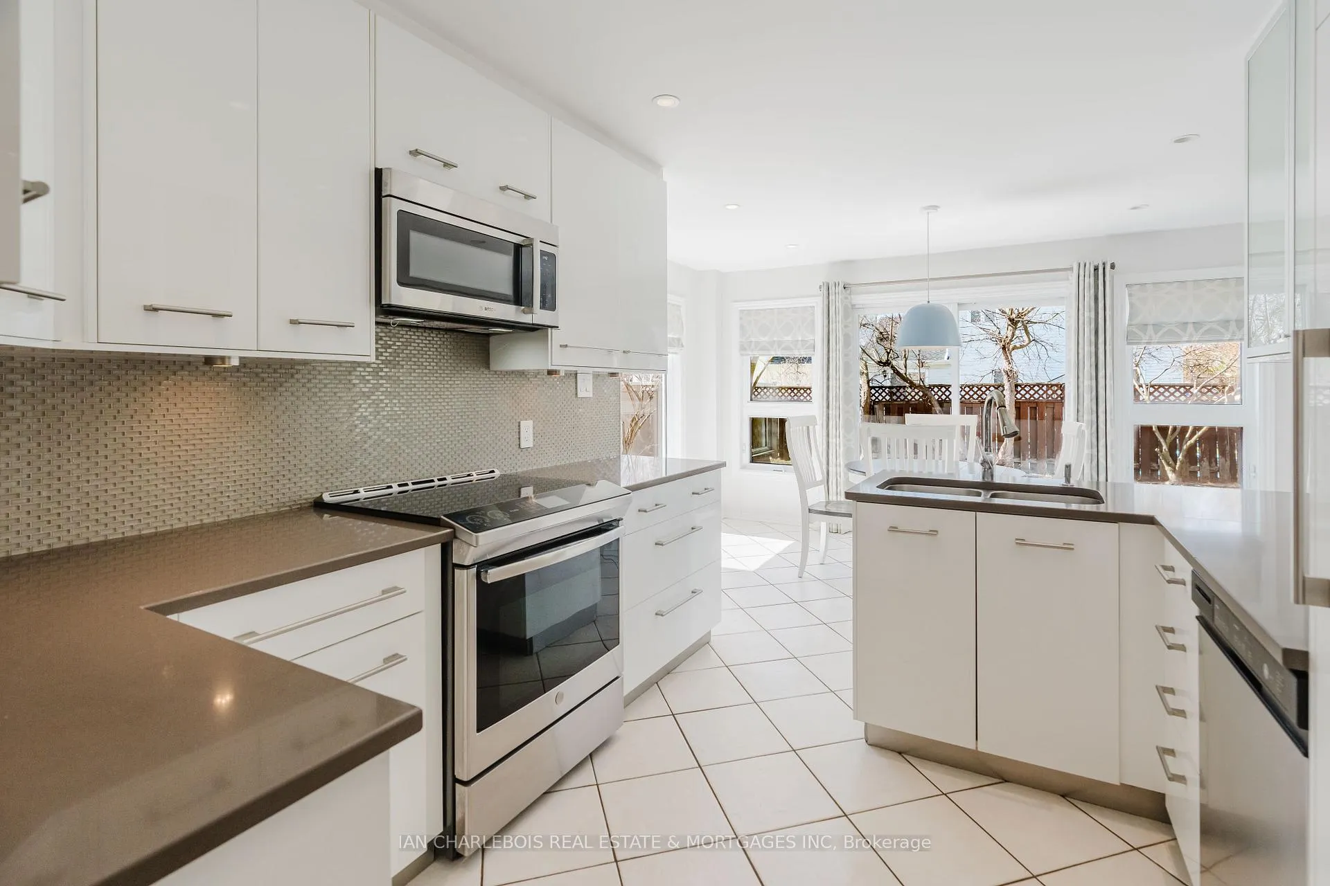 Photo 20 of 583 Apollo Way, Ottawa, Fallingbrook/Pineridge — HOMEH