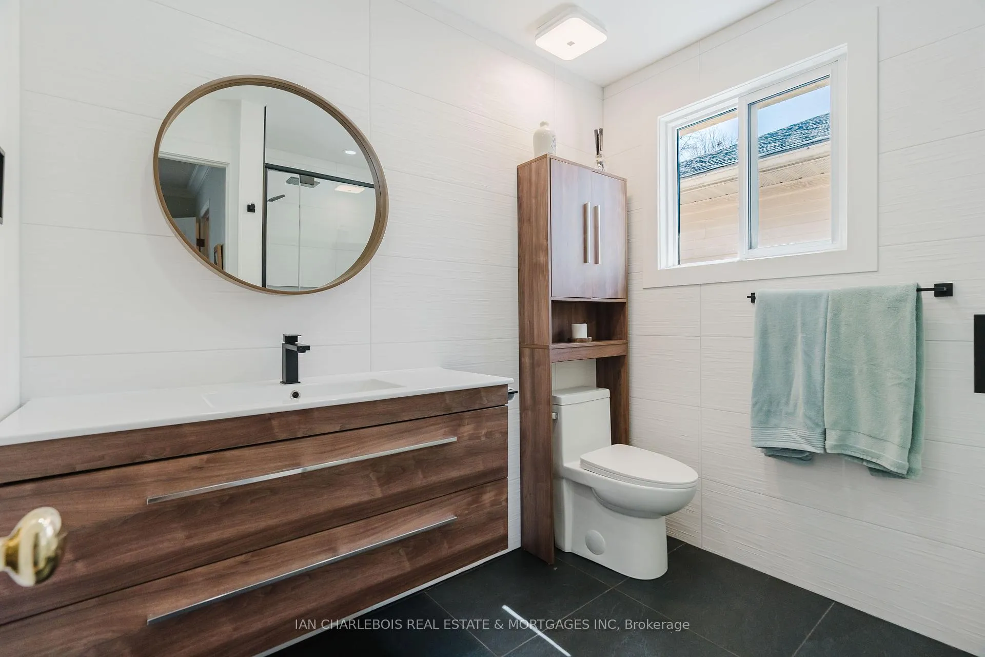 Photo 28 of 583 Apollo Way, Ottawa, Fallingbrook/Pineridge — HOMEH