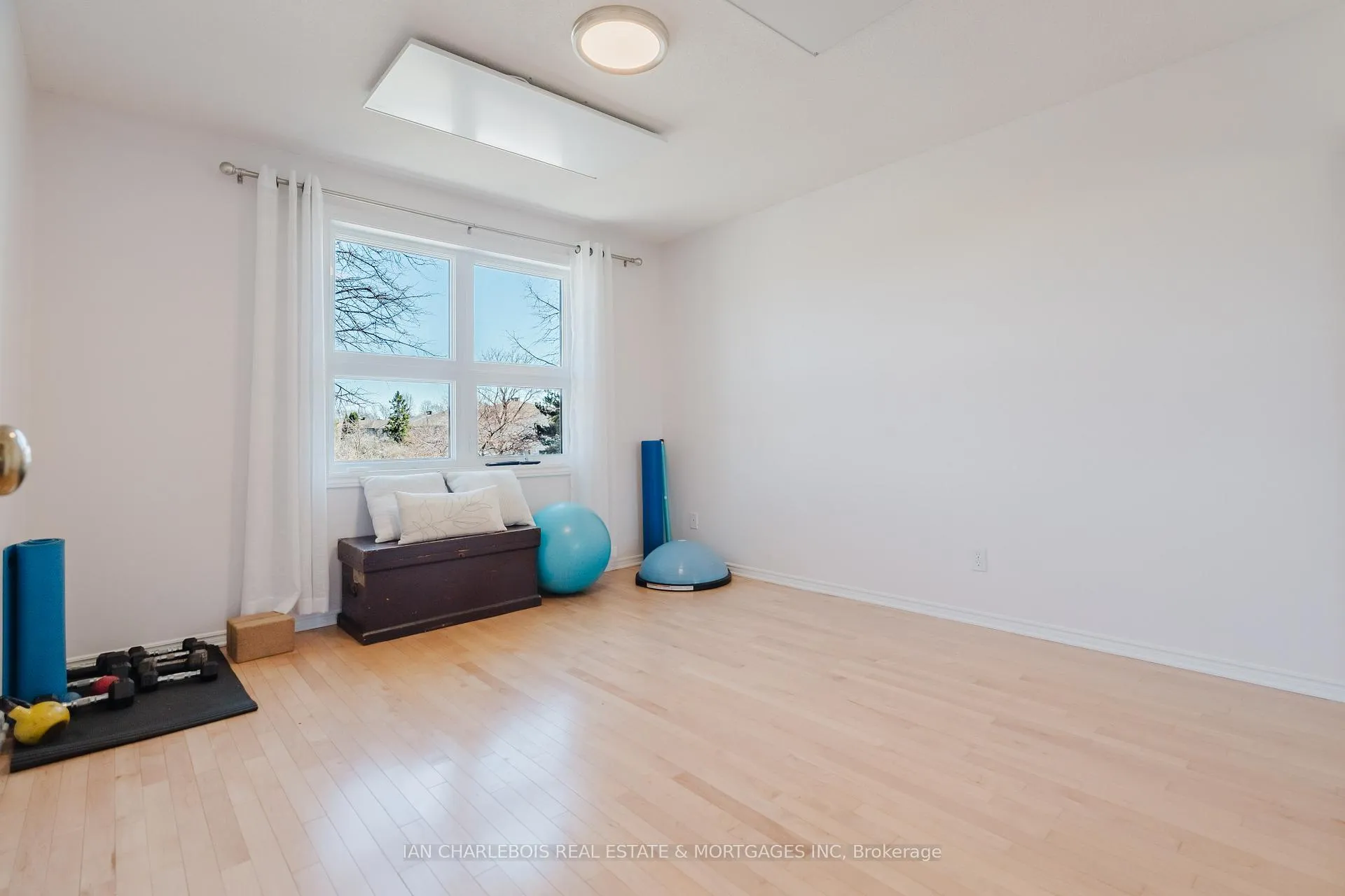 Photo 31 of 583 Apollo Way, Ottawa, Fallingbrook/Pineridge — HOMEH