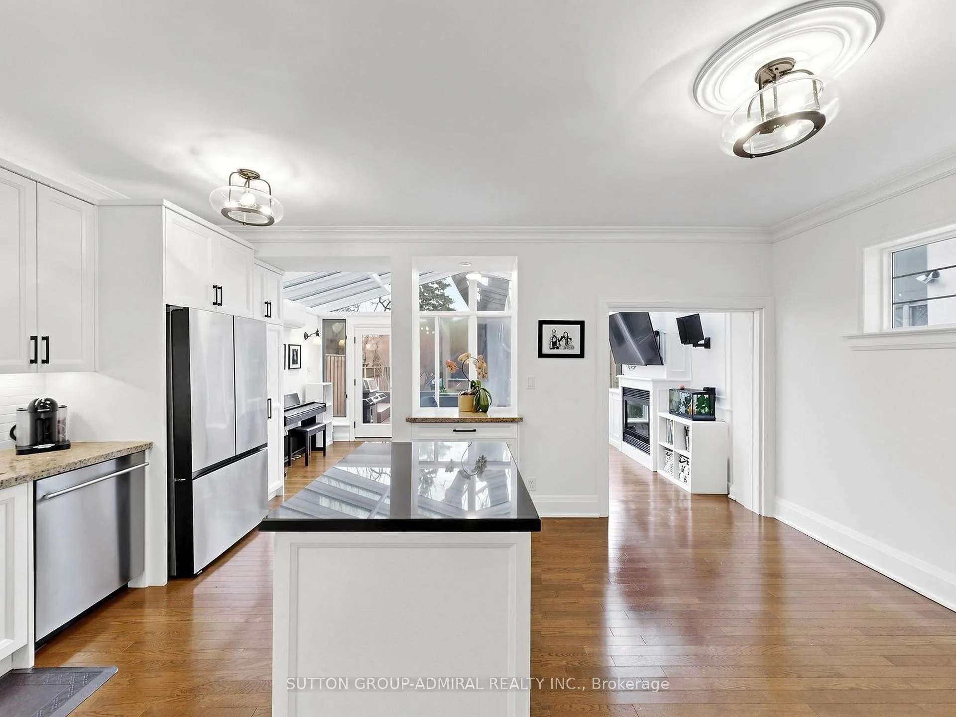 Photo 9 of 329 Melrose Avenue, Toronto, Bedford Park-Nortown — HOMEH