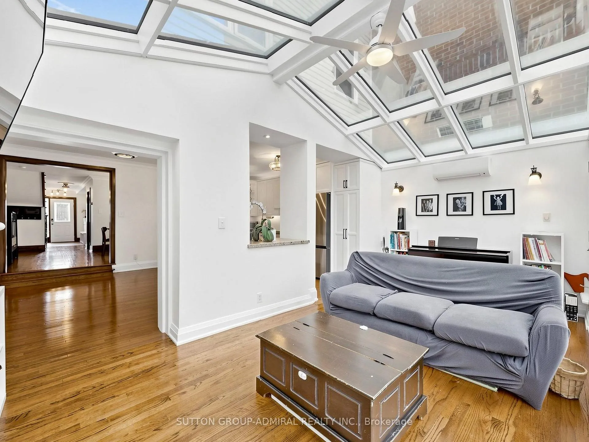 Photo 11 of 329 Melrose Avenue, Toronto, Bedford Park-Nortown — HOMEH