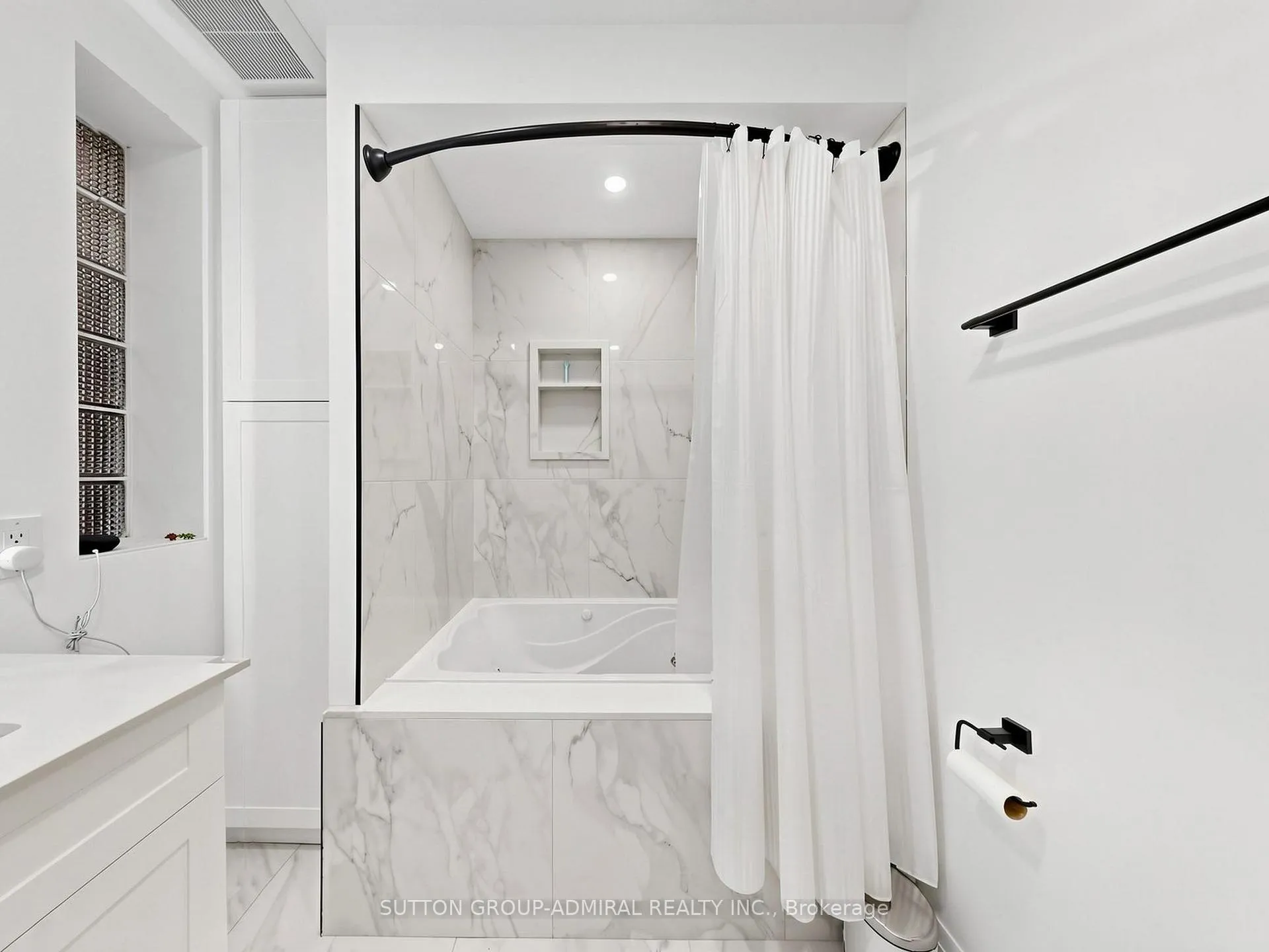 Photo 15 of 329 Melrose Avenue, Toronto, Bedford Park-Nortown — HOMEH
