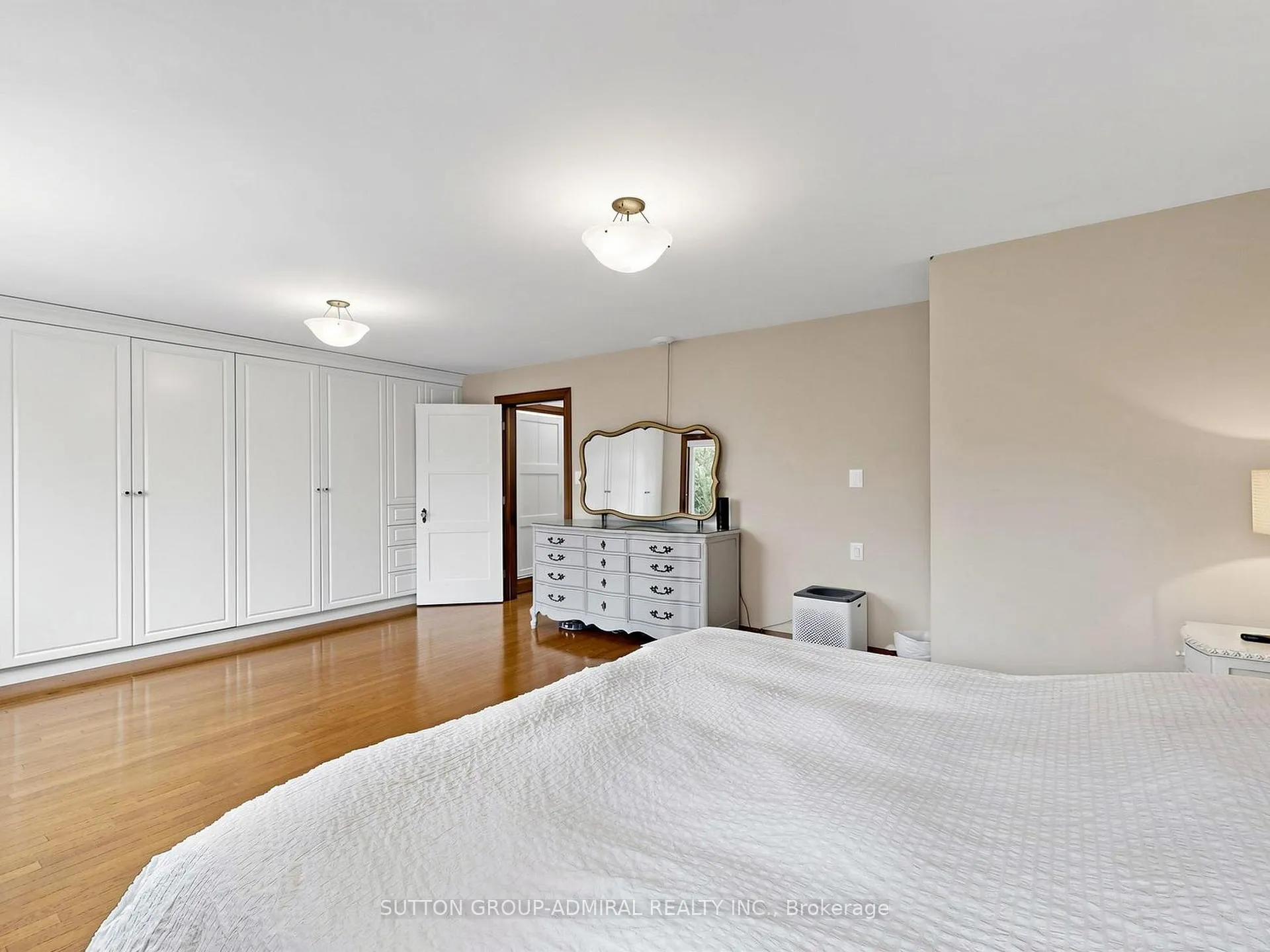 Photo 19 of 329 Melrose Avenue, Toronto, Bedford Park-Nortown — HOMEH