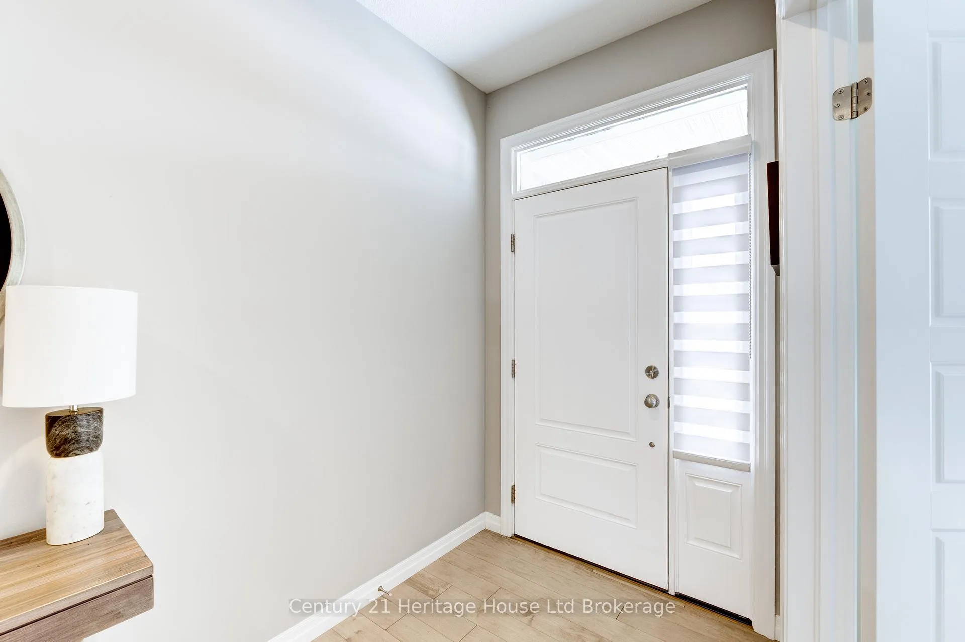 Photo 4 of 29 Keba Crescent, Tillsonburg — HOMEH