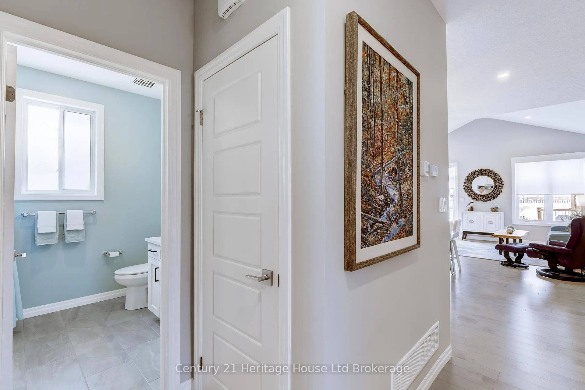Photo 11 of 29 Keba Crescent, Tillsonburg — HOMEH