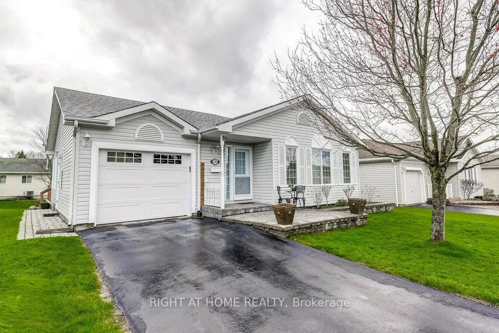 Photo 2 of 126 Glenariff Drive, Hamilton, Rural Flamborough — HOMEH