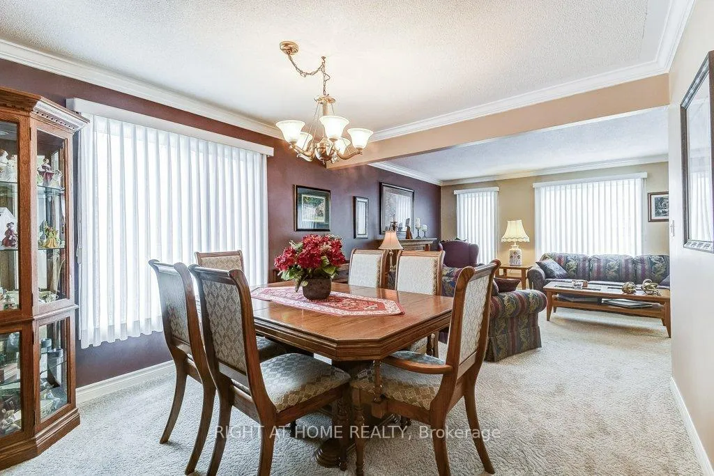 Photo 9 of 126 Glenariff Drive, Hamilton, Rural Flamborough — HOMEH