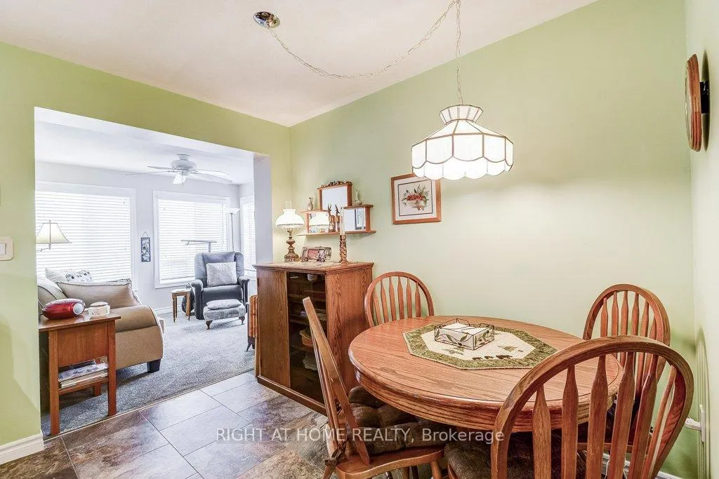 Photo 12 of 126 Glenariff Drive, Hamilton, Rural Flamborough — HOMEH