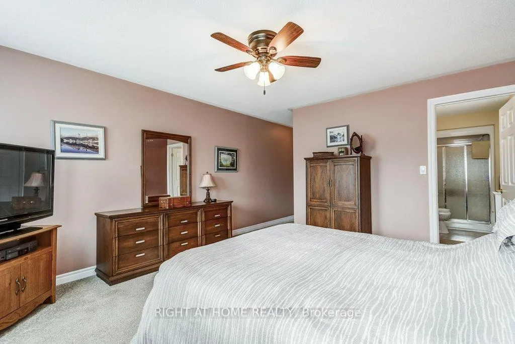 Photo 22 of 126 Glenariff Drive, Hamilton, Rural Flamborough — HOMEH