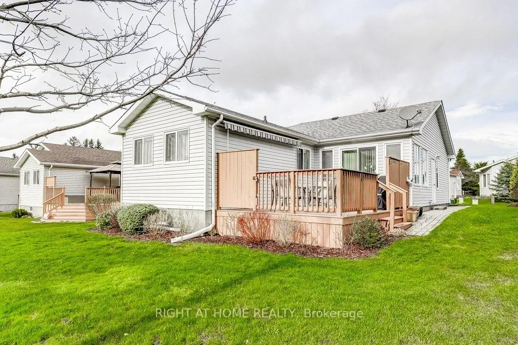 Photo 32 of 126 Glenariff Drive, Hamilton, Rural Flamborough — HOMEH