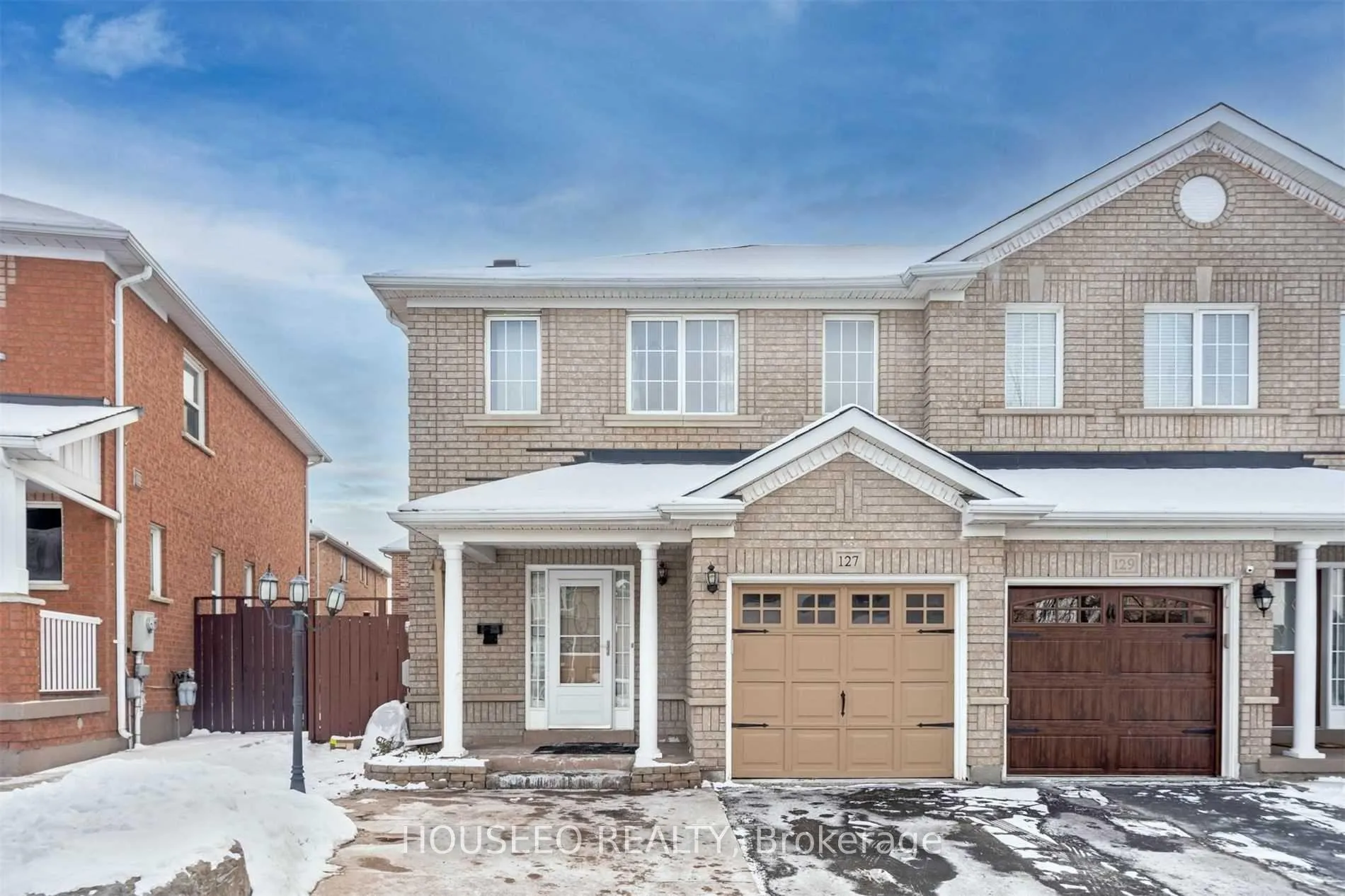 Photo 1 of 127 Farthingale Crescent, Brampton, Fletcher's Meadow — HOMEH