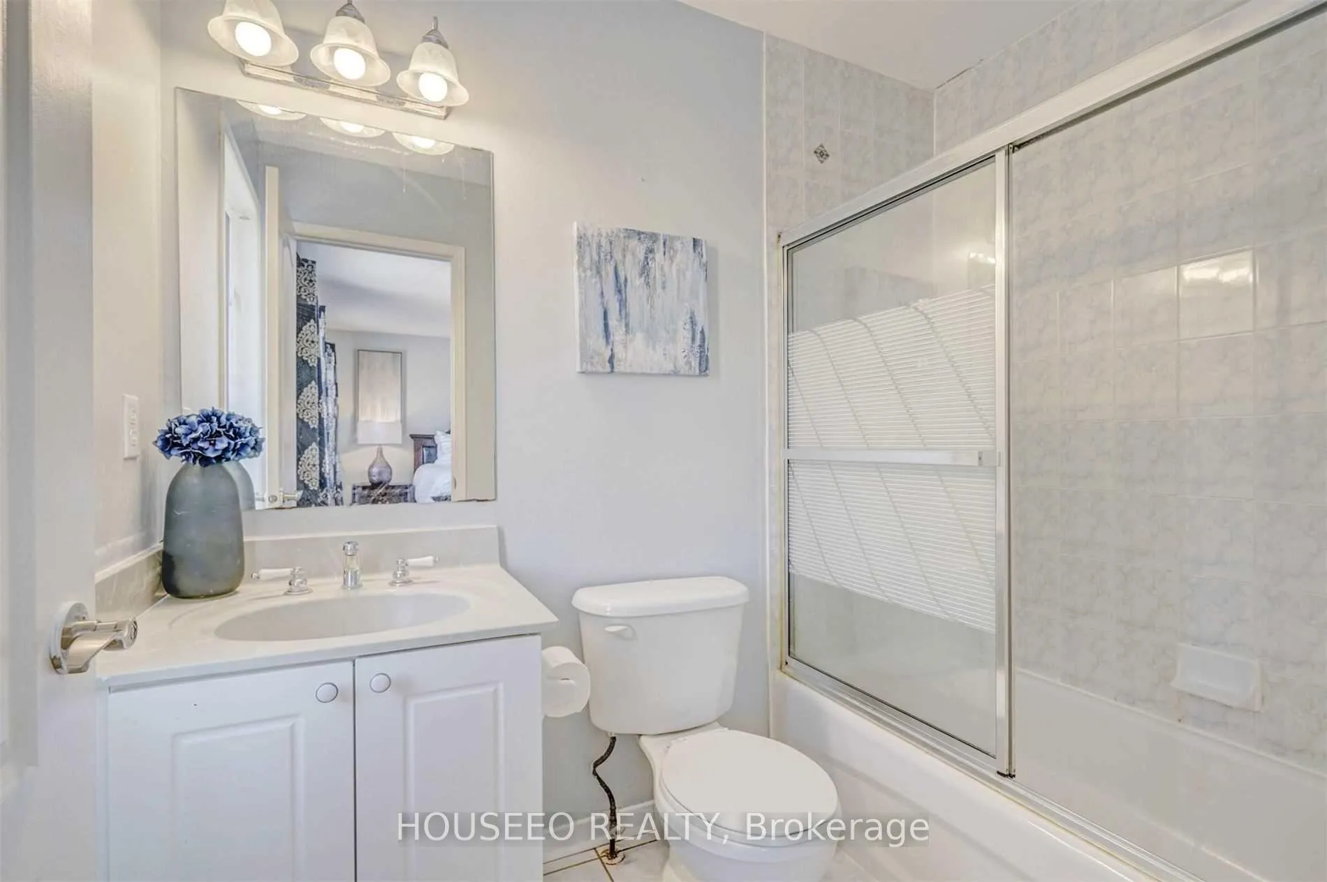 Photo 14 of 127 Farthingale Crescent, Brampton, Fletcher's Meadow — HOMEH