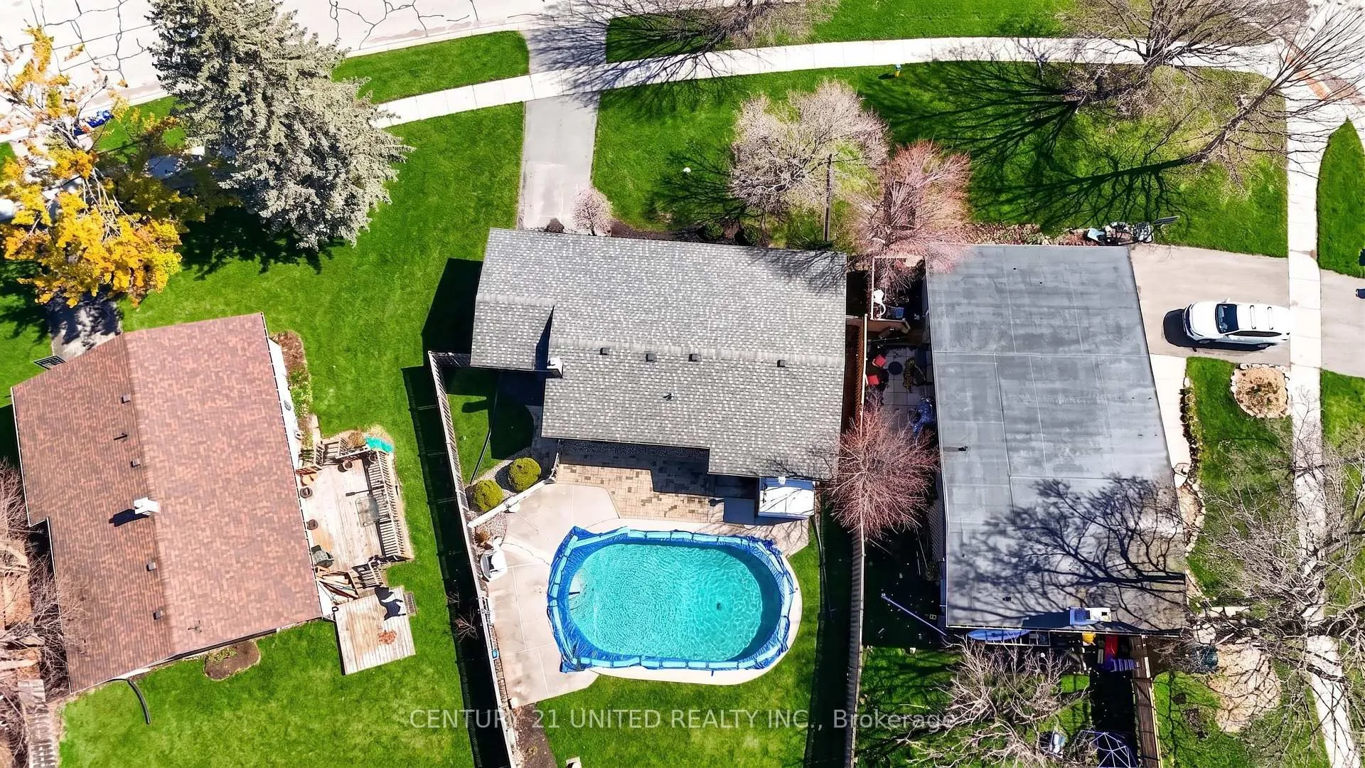 Photo 32 of 1288 Algonquin Boulevard, Peterborough, Northcrest Ward 5 — HOMEH