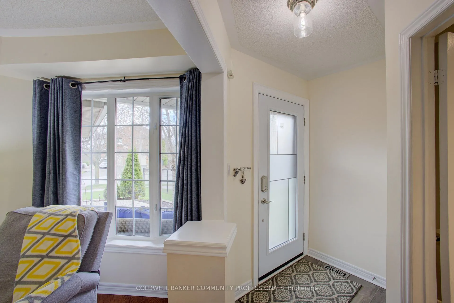 Photo 10 of 32 Mcclure Court, Halton Hills, Georgetown — HOMEH