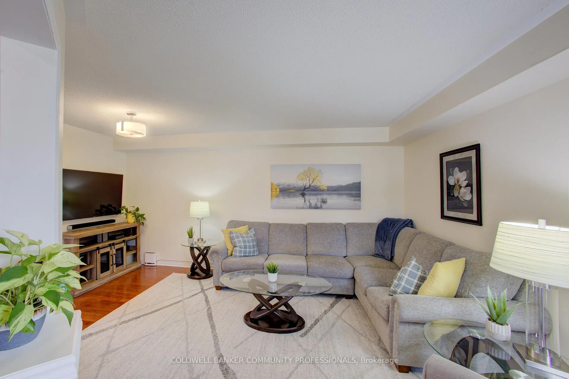 Photo 13 of 32 Mcclure Court, Halton Hills, Georgetown — HOMEH