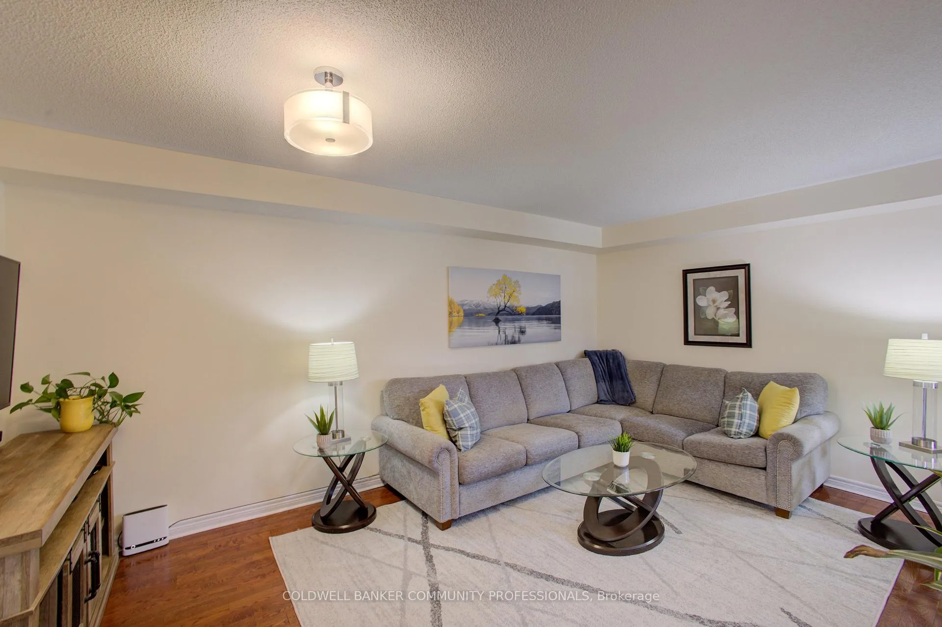 Photo 14 of 32 Mcclure Court, Halton Hills, Georgetown — HOMEH