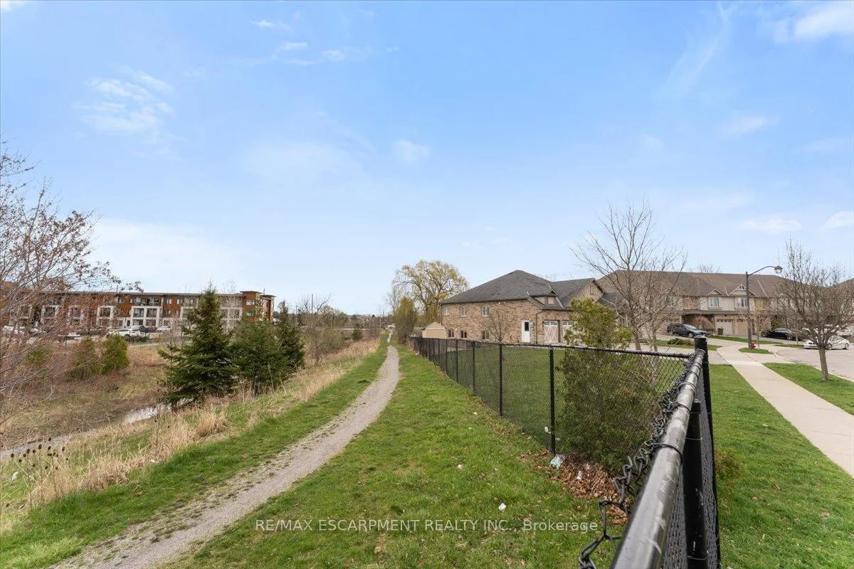 Photo 50 of 66 Magnificent Way, Hamilton, Binbrook — HOMEH
