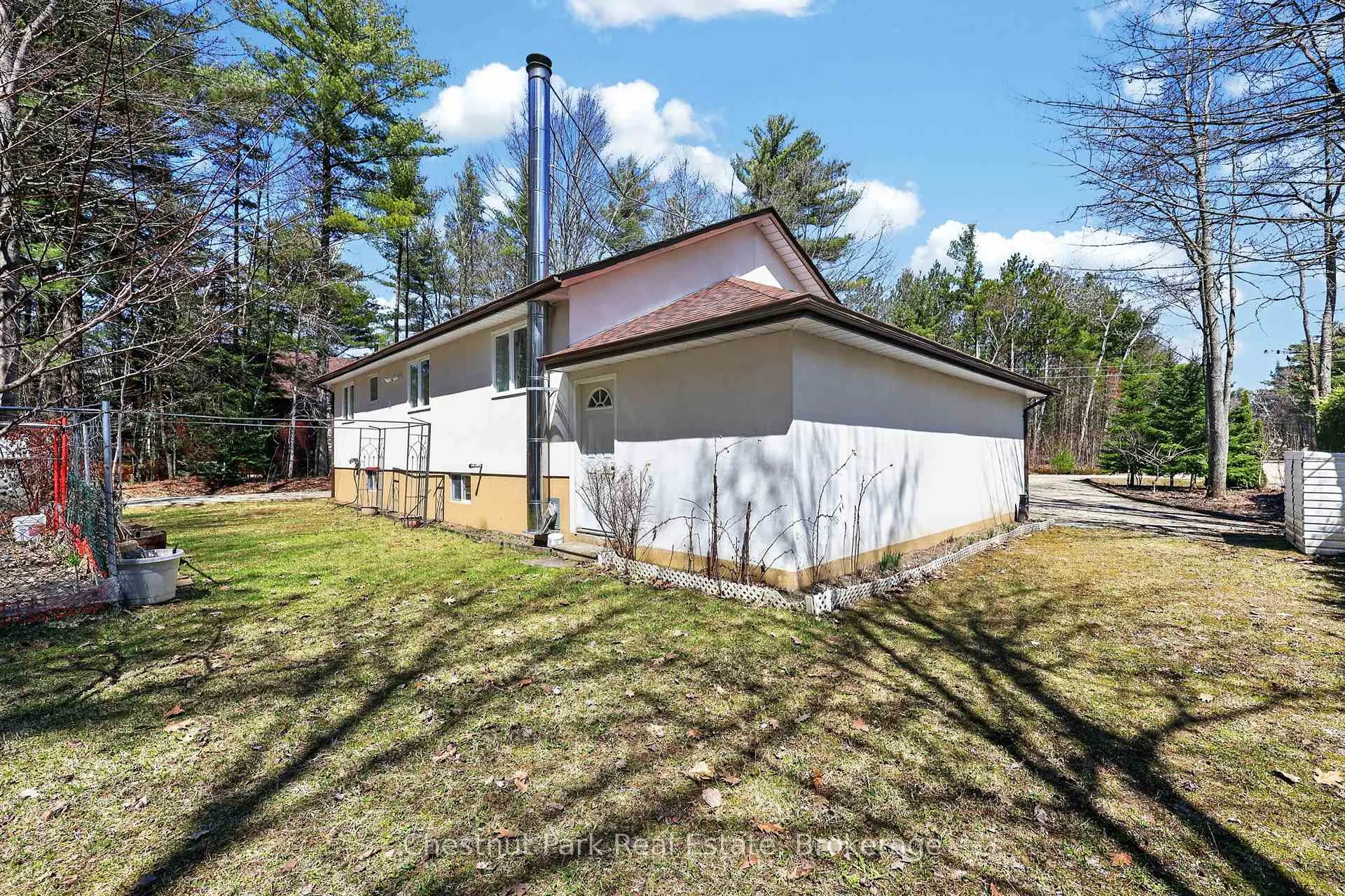 Photo 34 of 50 Vincent Circle, Tiny, Wyevale — HOMEH