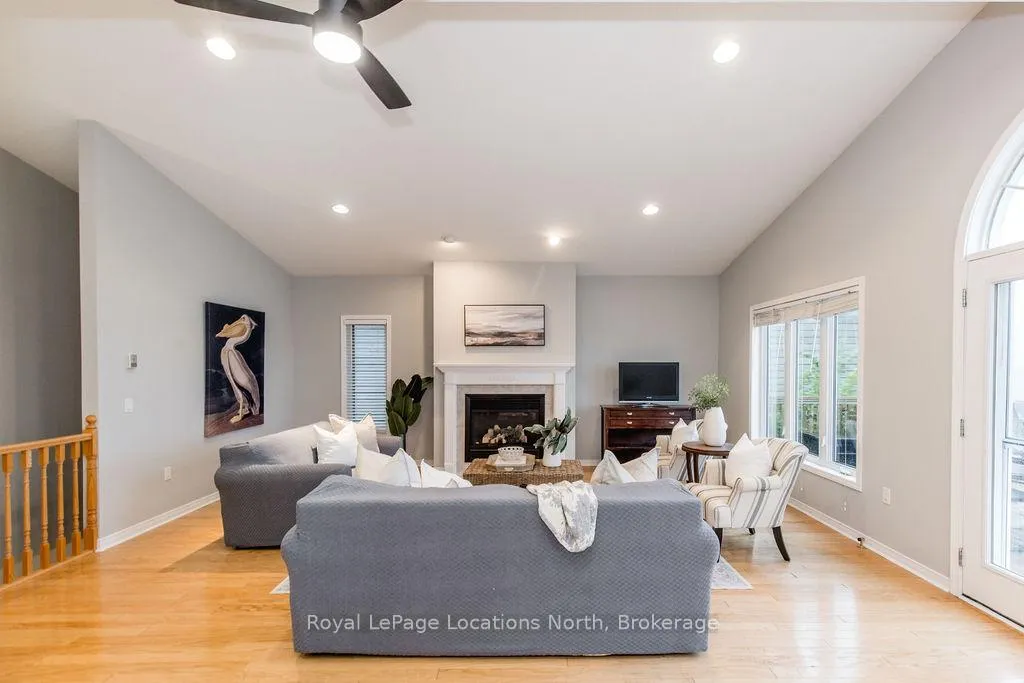Photo 9 of 46 William Avenue, Wasaga Beach — HOMEH