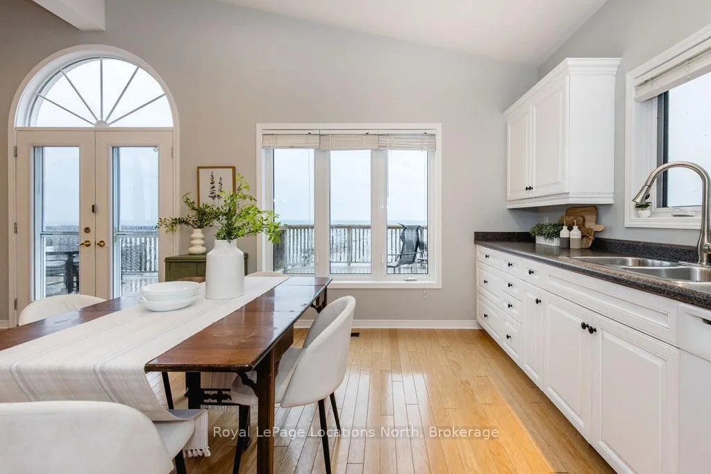 Photo 16 of 46 William Avenue, Wasaga Beach — HOMEH