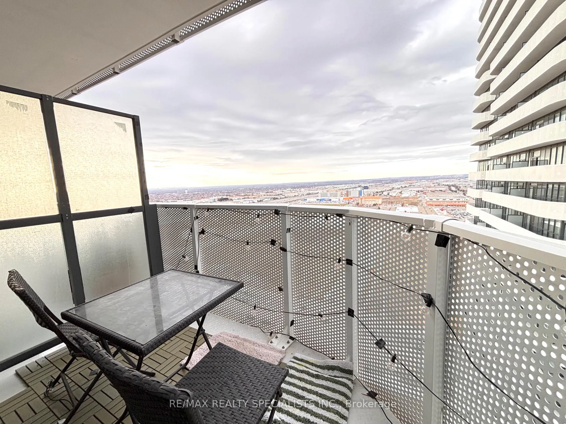 Photo 7 of Unit 2915, 195 Commerce Street, Vaughan, Vaughan Corporate Centre — HOMEH