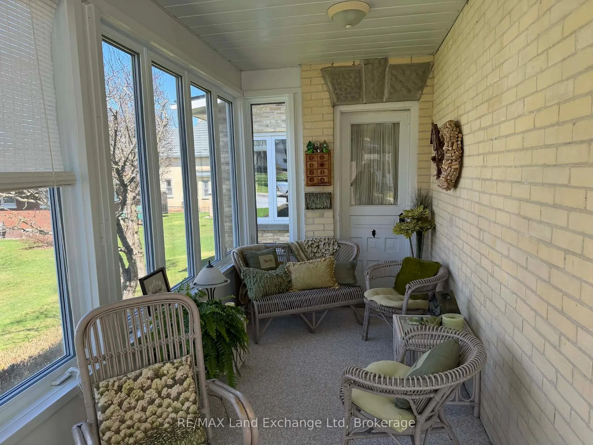 Photo 7 of 85 Patrick Street E, North Huron, Wingham — HOMEH