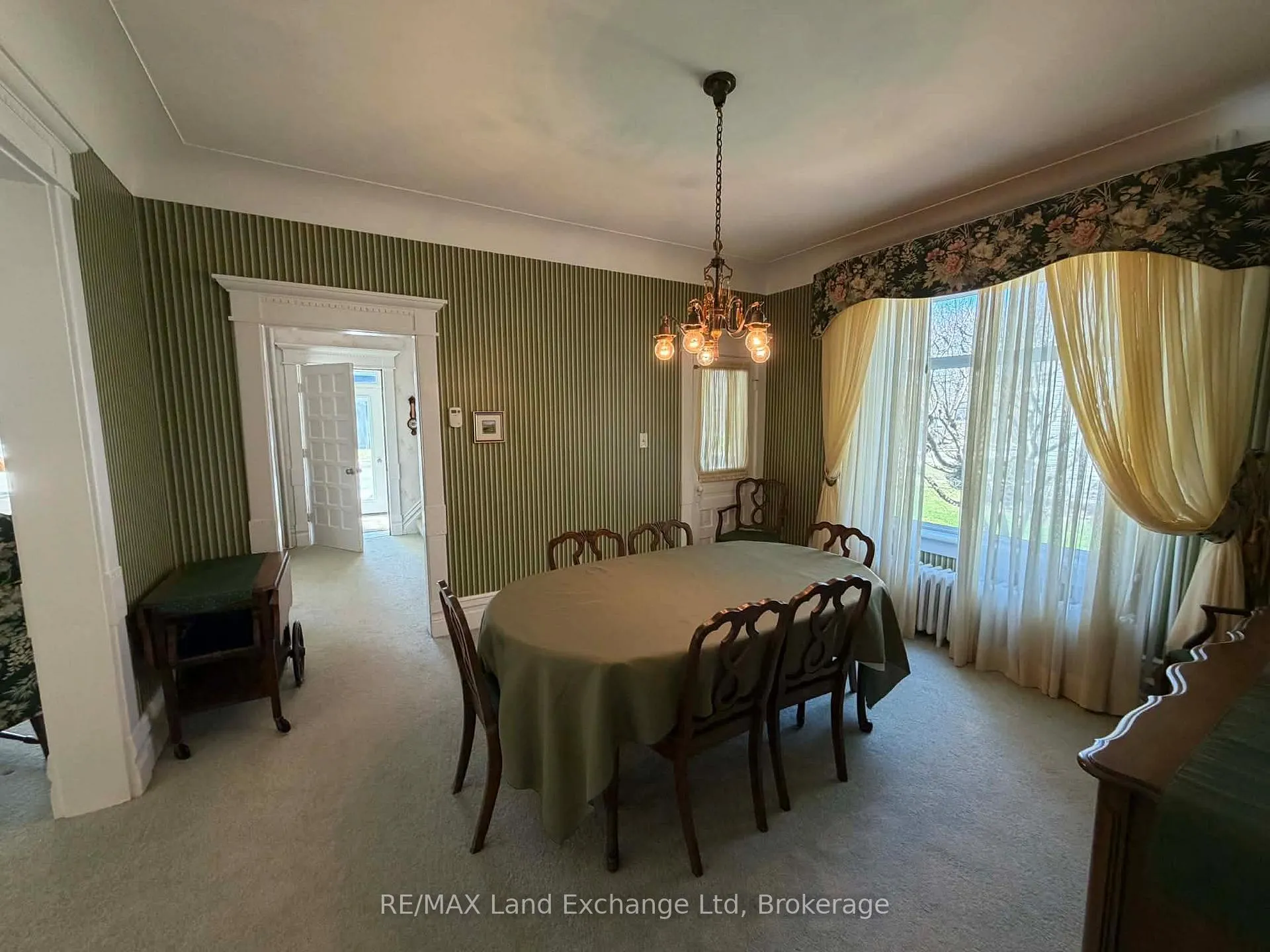 Photo 13 of 85 Patrick Street E, North Huron, Wingham — HOMEH