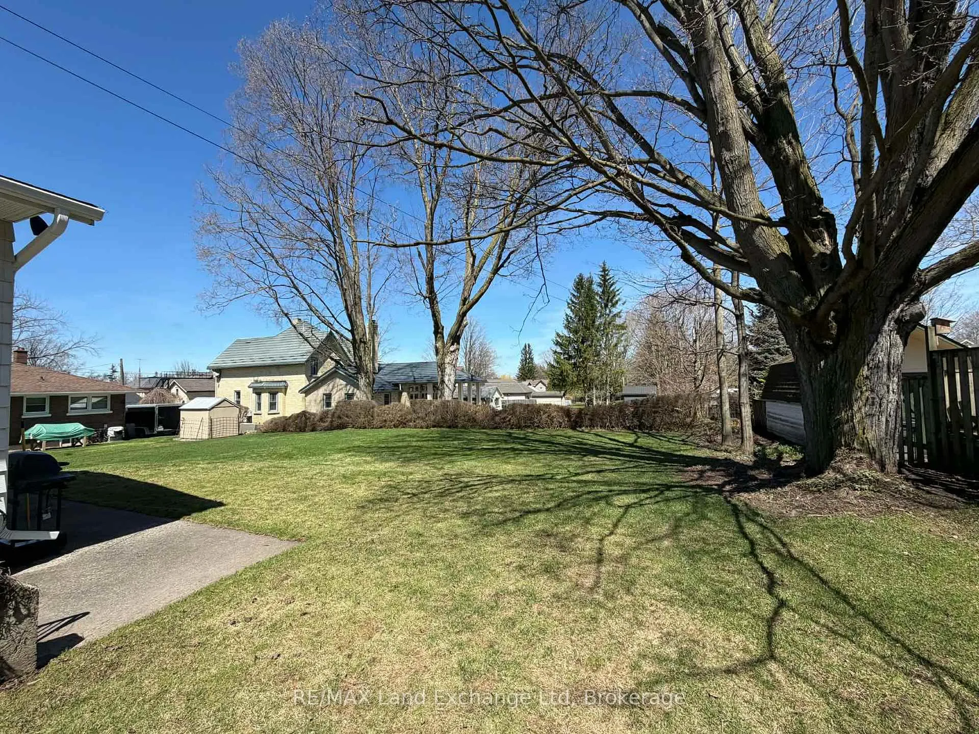 Photo 32 of 85 Patrick Street E, North Huron, Wingham — HOMEH