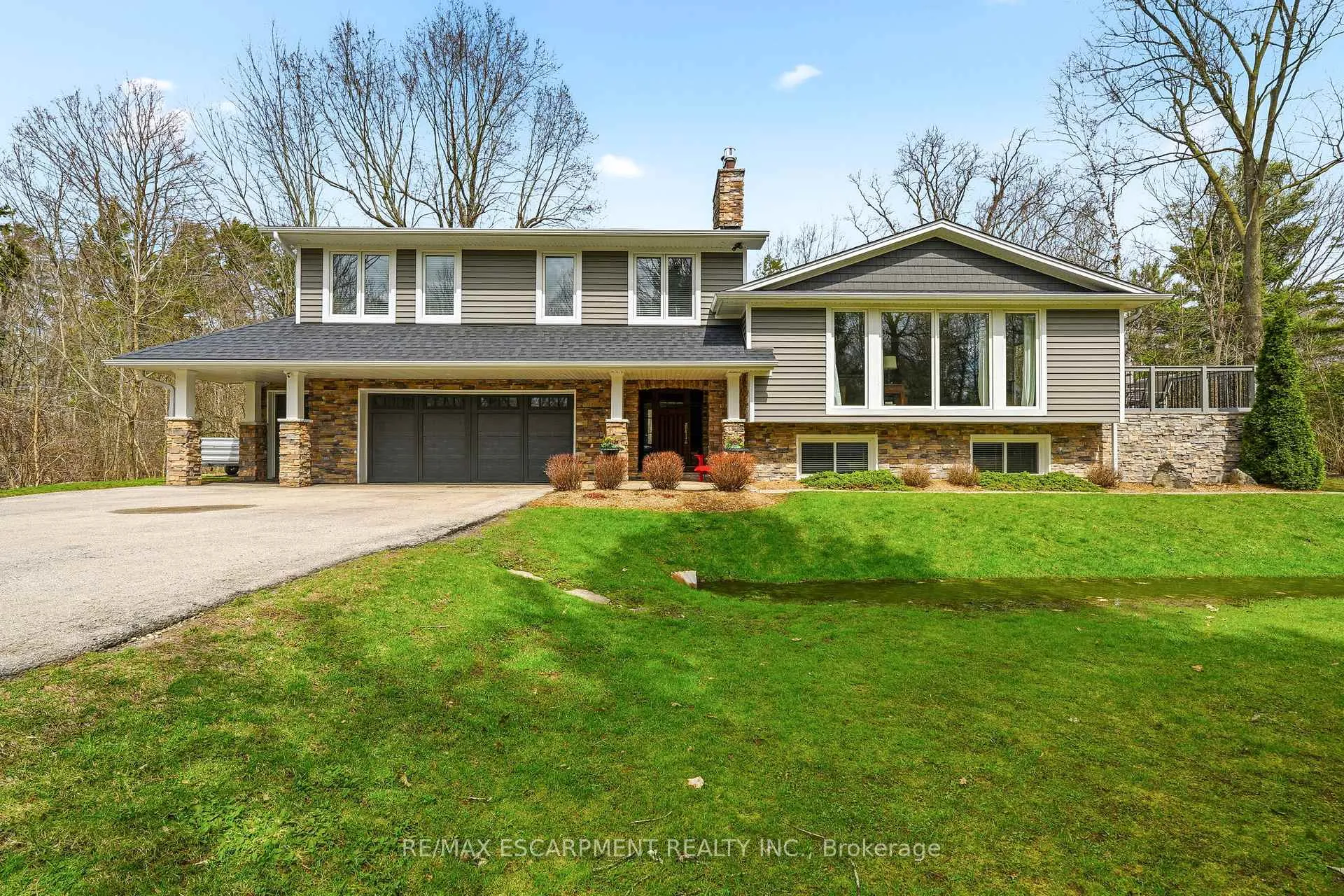 Photo 1 of 6685 Mcniven Road, Burlington, Rural Burlington — HOMEH