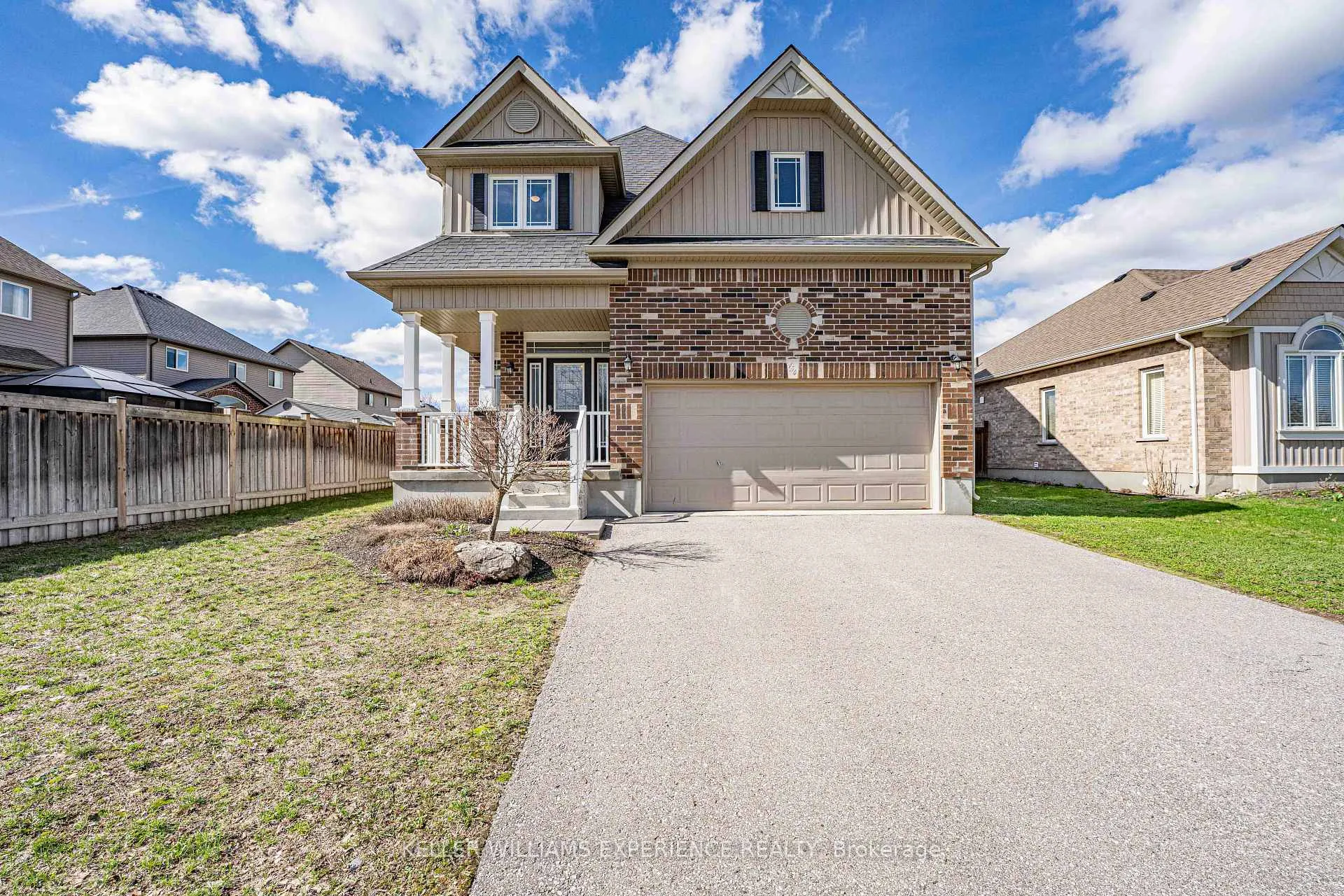 Photo 2 of 154 Arnold Crescent, Essa, Angus — HOMEH