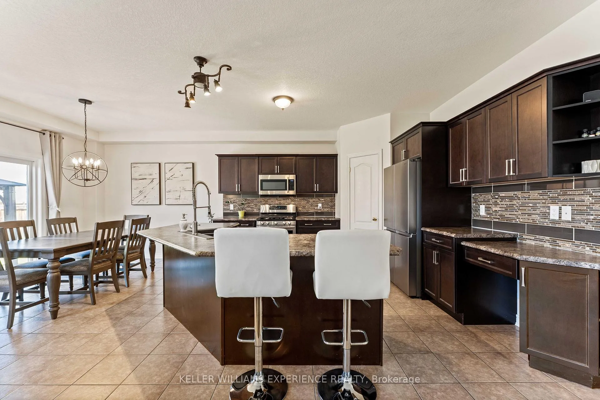 Photo 9 of 154 Arnold Crescent, Essa, Angus — HOMEH