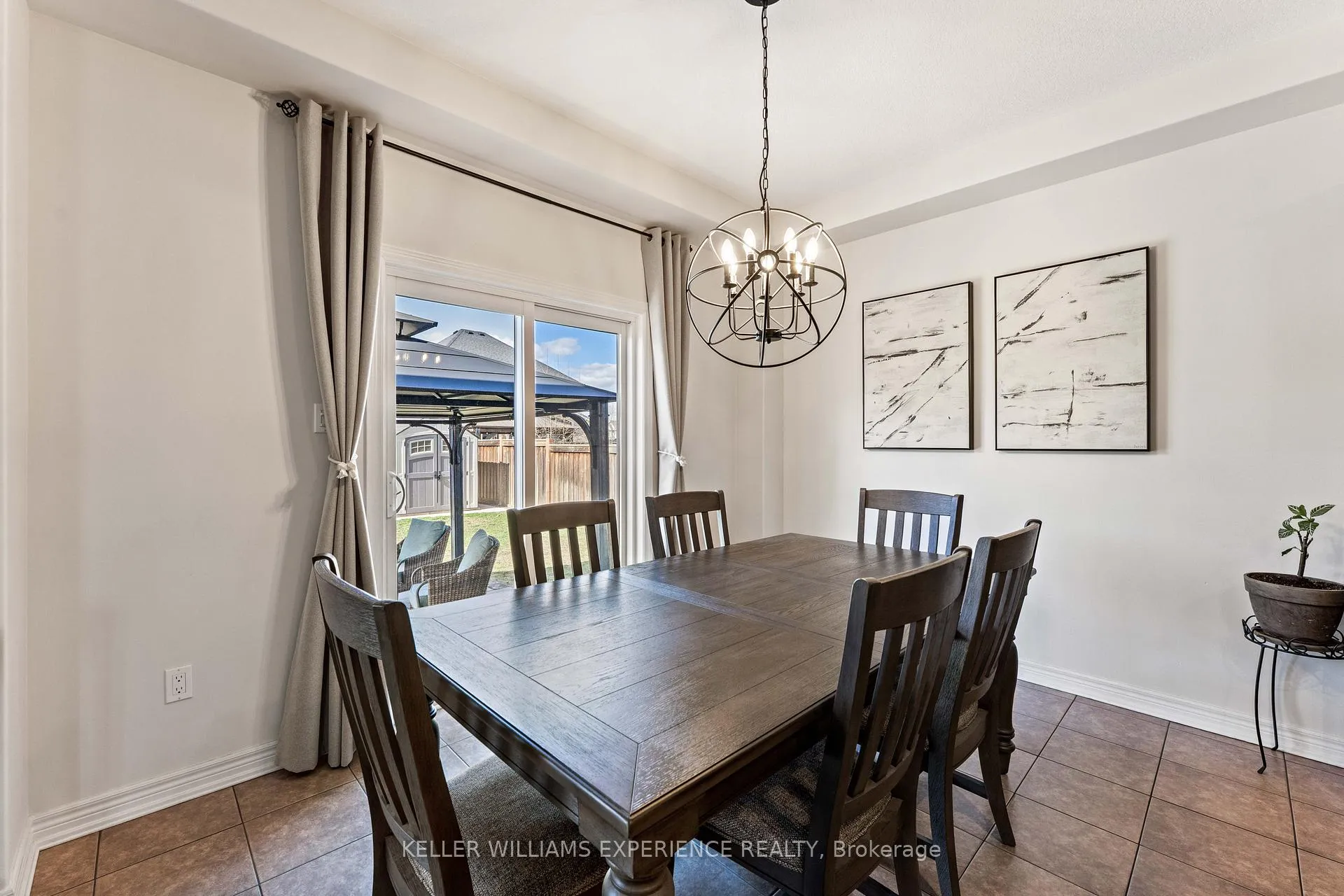 Photo 13 of 154 Arnold Crescent, Essa, Angus — HOMEH