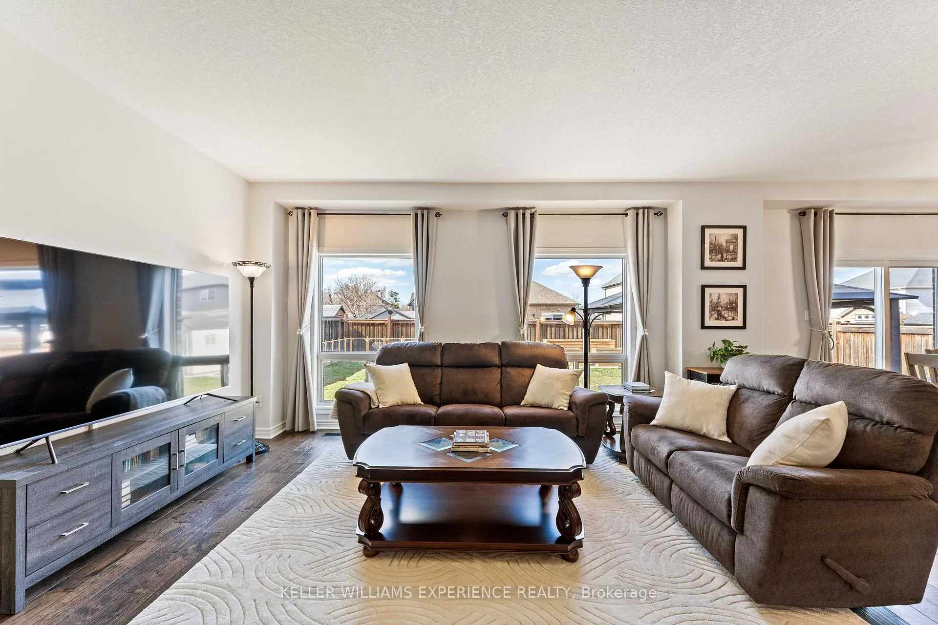 Photo 14 of 154 Arnold Crescent, Essa, Angus — HOMEH