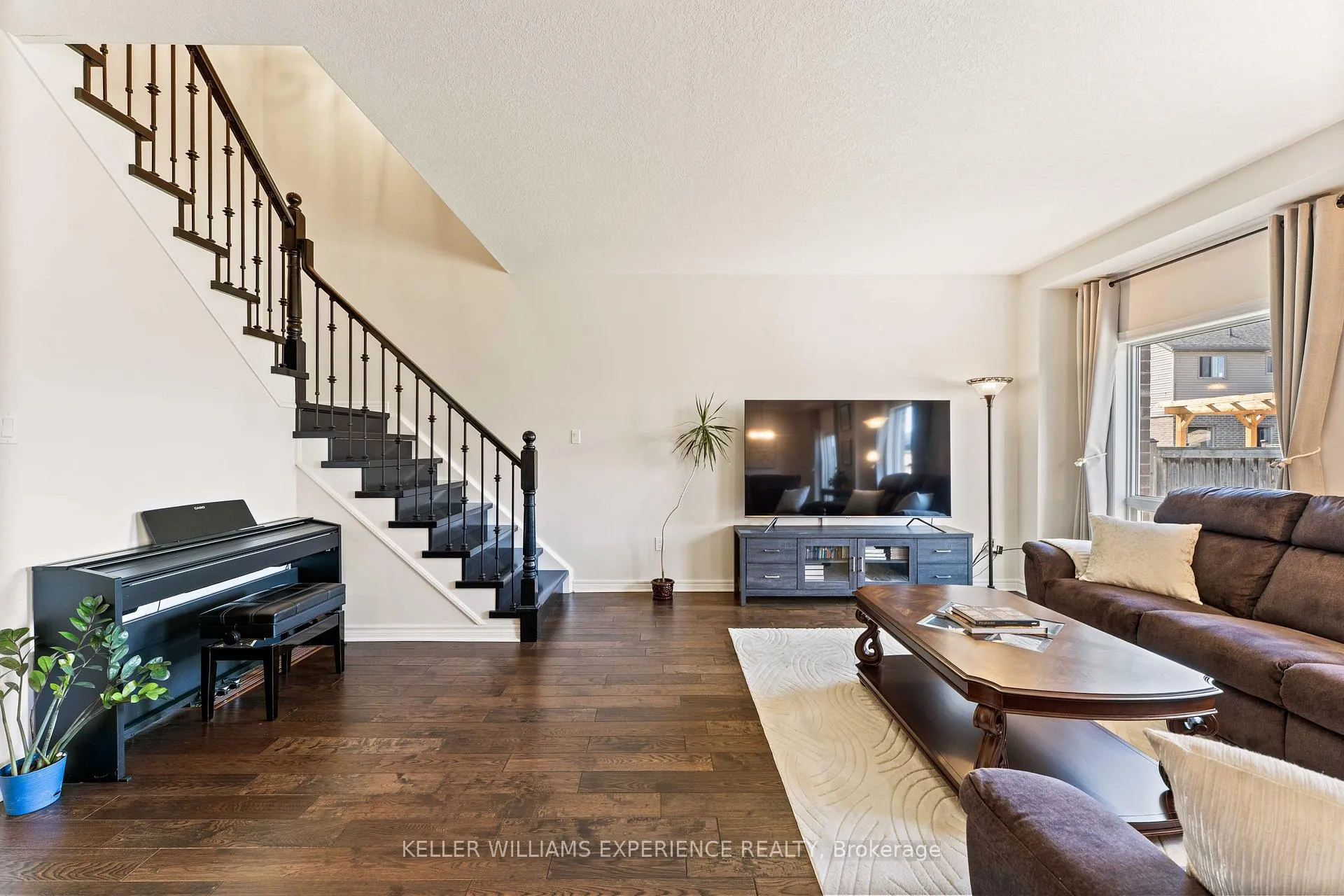 Photo 16 of 154 Arnold Crescent, Essa, Angus — HOMEH